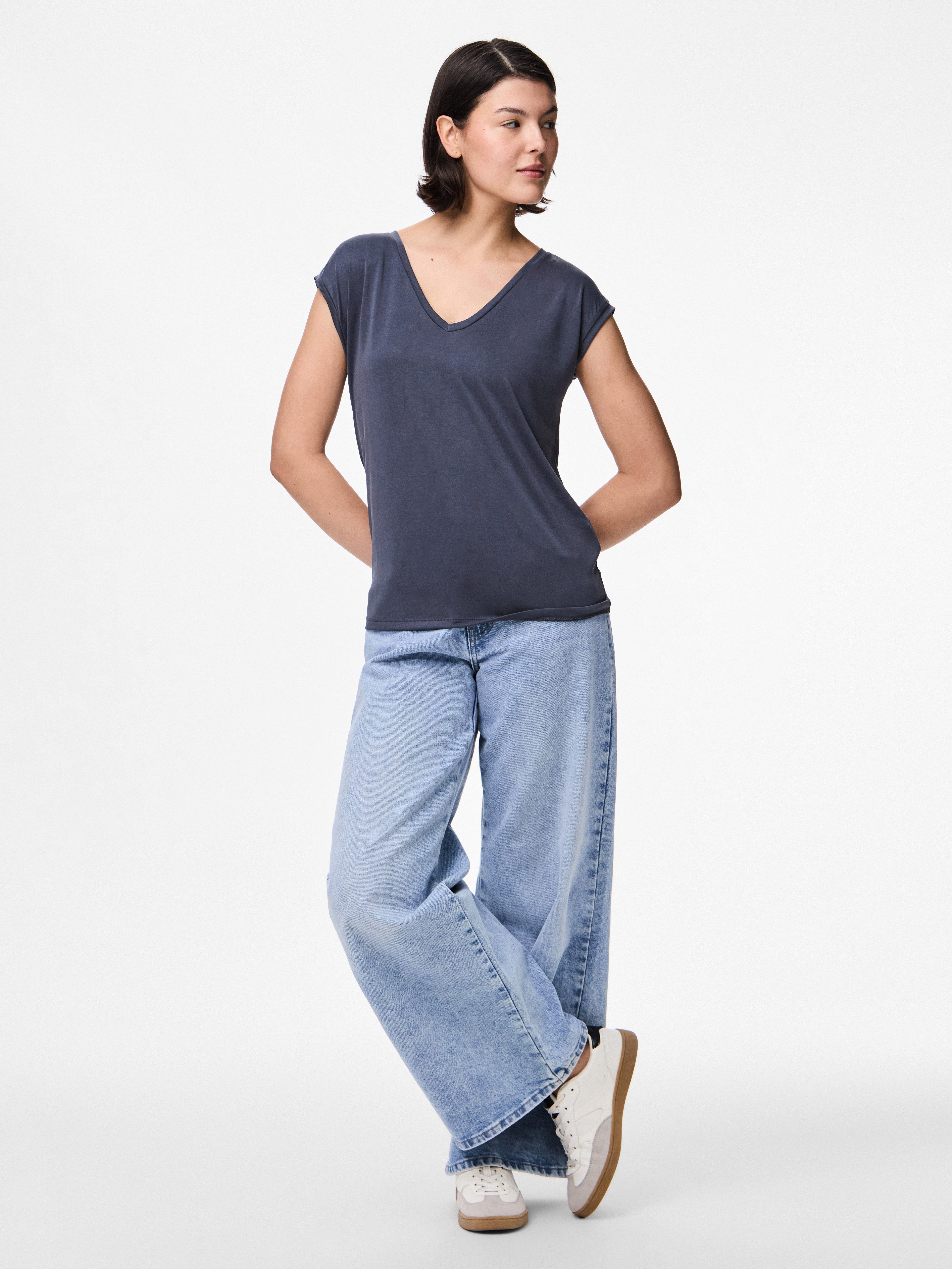 pieces Kurzarmshirt PCKAMALA TEE NOOS BC Materialmix, regular fit
