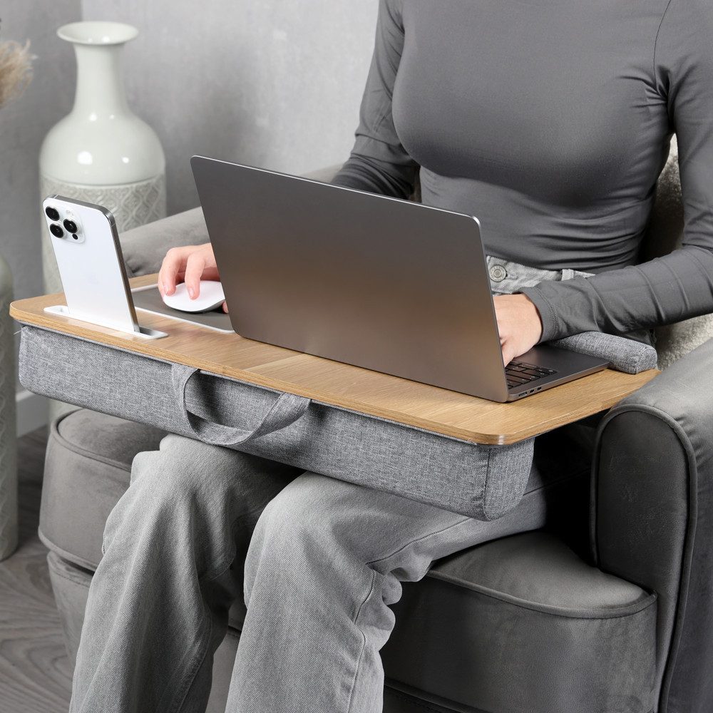KESPER® Laptop Tablett Laptop-Knietablett, MDF, FSC, MDF, Sperrholz, (1-tlg), integriertes Mauspad, Handyfach und Stoffgriff