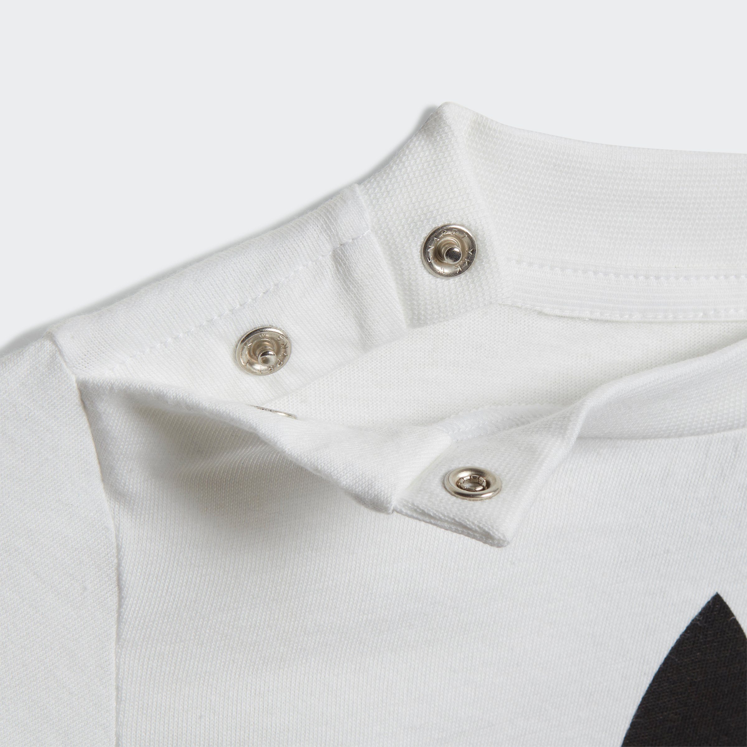 Originals adidas & SET TREFOIL T-Shirt White (Set) UND SHORTS / Black Shorts