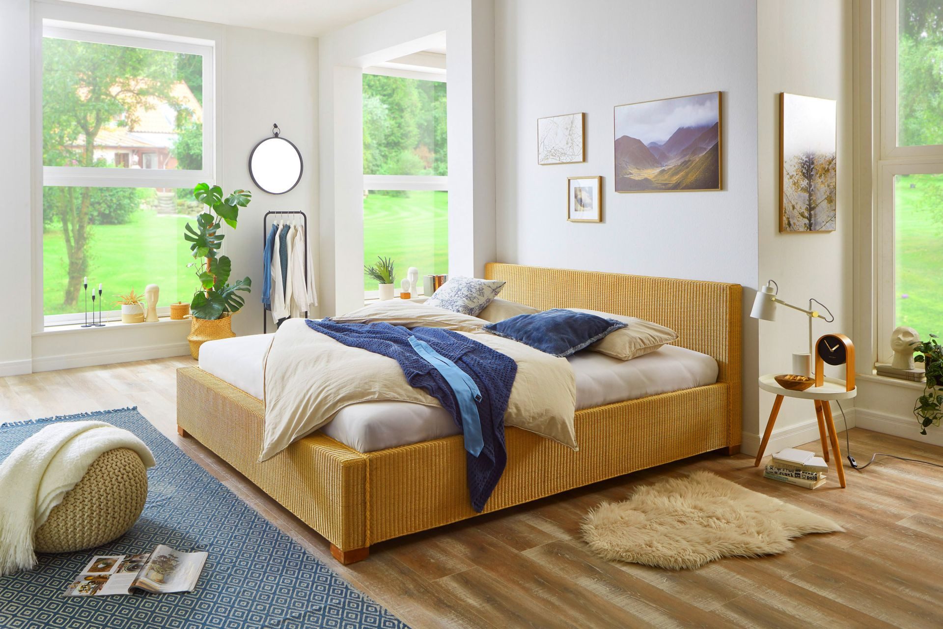 SAM® Massivholzbett Ariana, Doppelbett aus geflochtenem Loom, sehr robust, Handfertigung