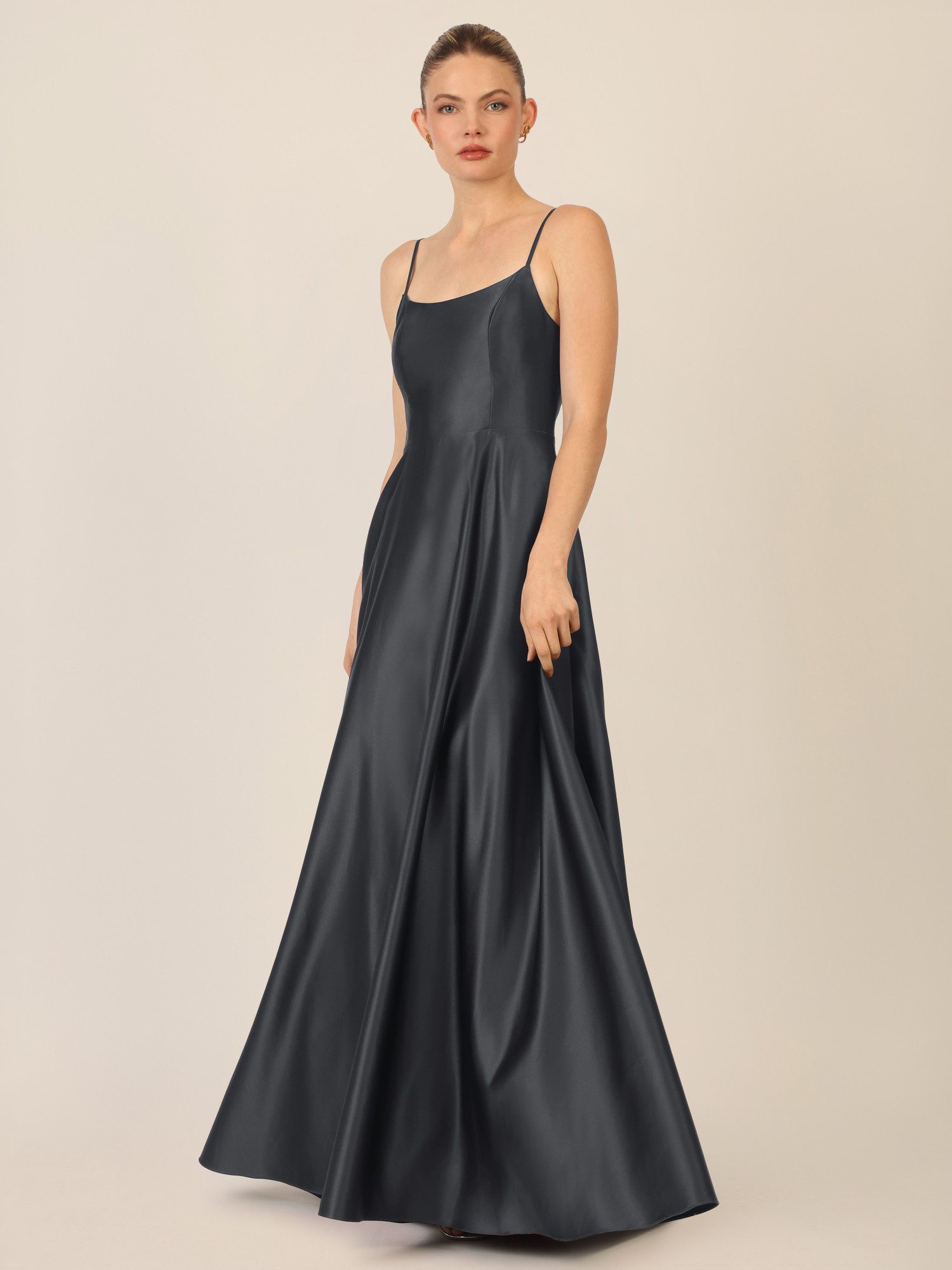 Apart Abendkleid aus Satin mit Spaghettiträgern günstig online kaufen
