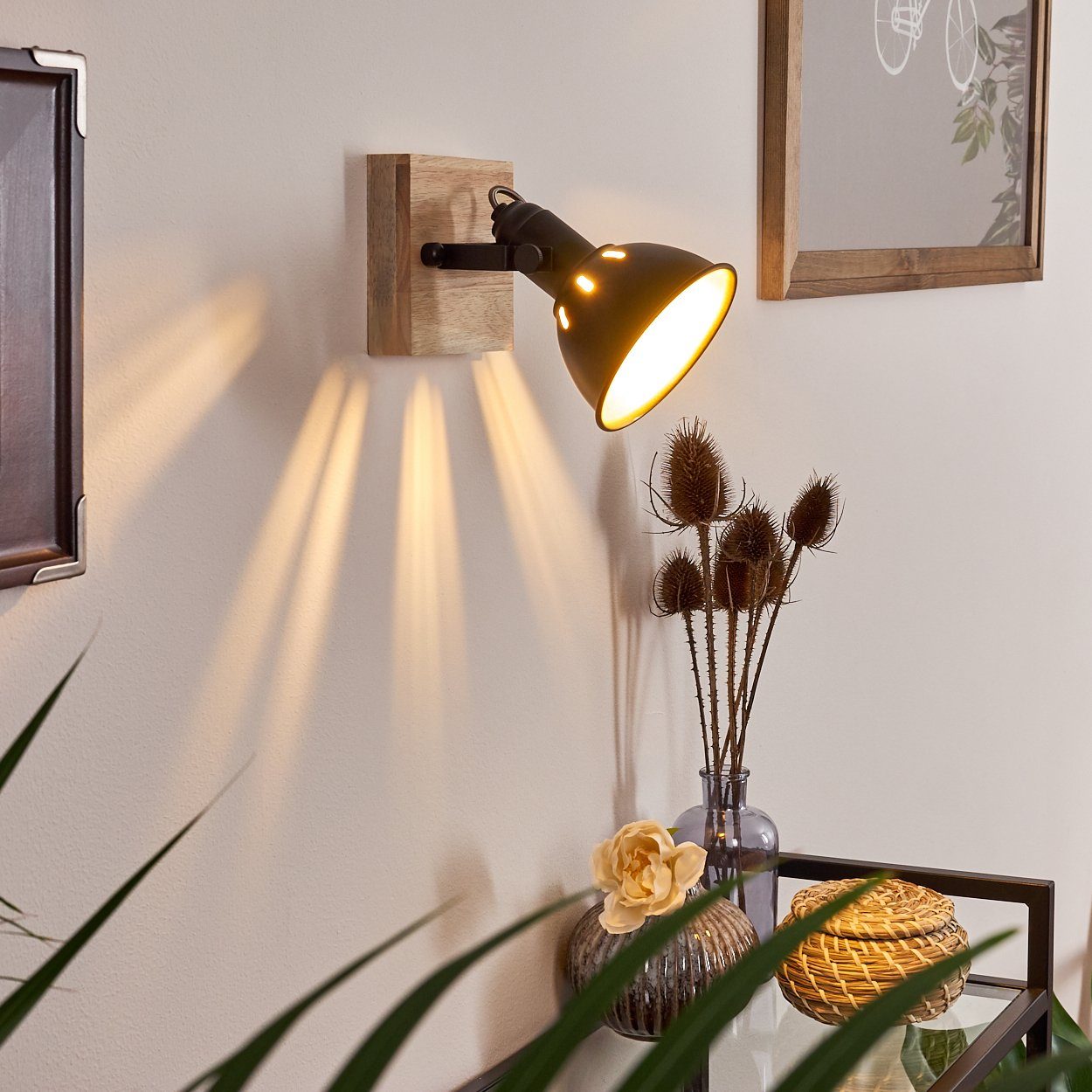 E14, in »Arazane« Wandlampe Leuchtenkopf schwarz-gold hofstein ist Metall Leuchtmittel, Wandleuchte ohne der dreh-/schwenkbar aus Holz, und Innenwandleuchte,