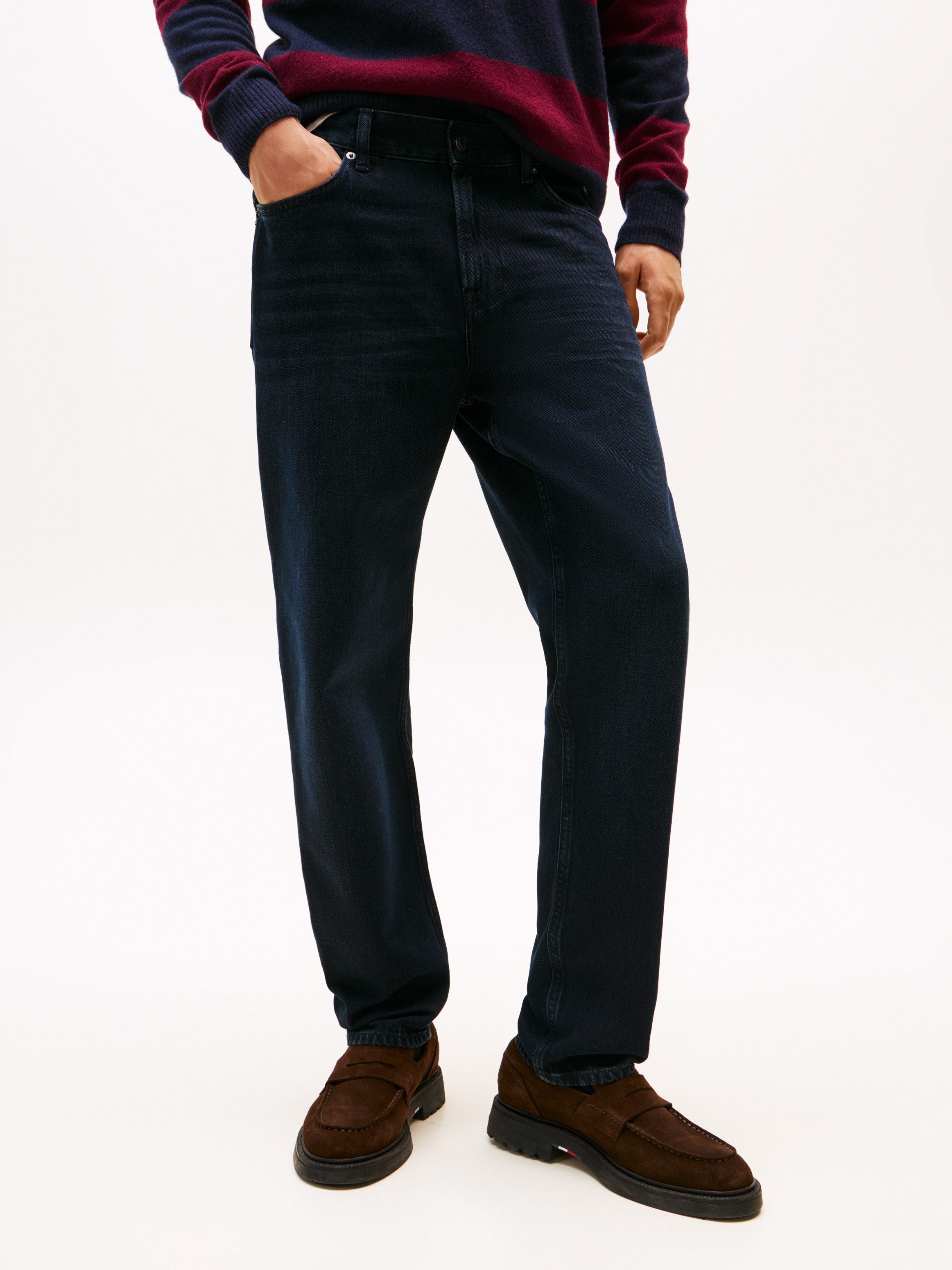 Tommy Hilfiger Tapered-fit-Jeans HARLEM Regular Fit, mit dezenter Waschung