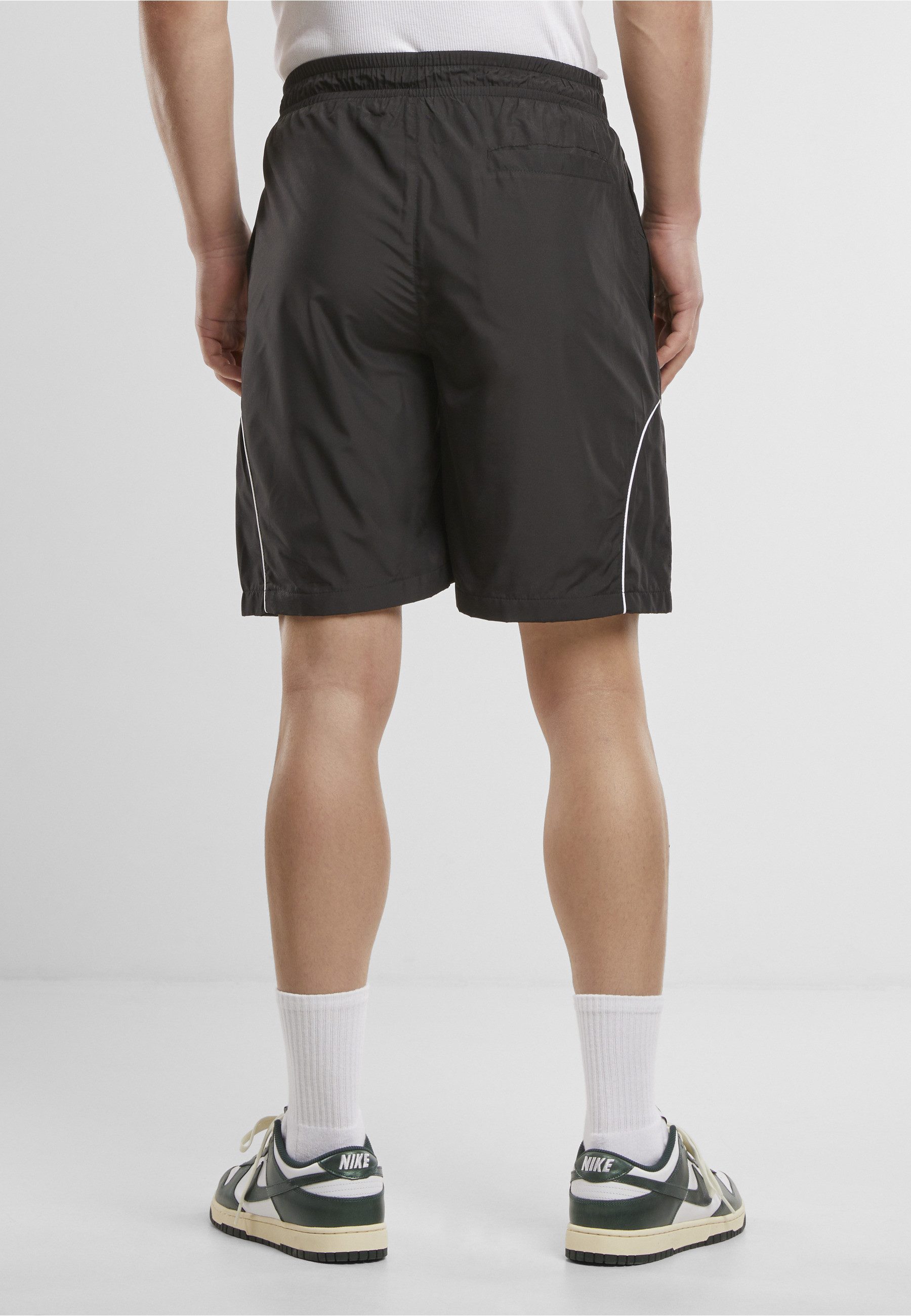 URBAN CLASSICS Shorts Urban Classics Piped Panel Trackshorts (1-tlg)