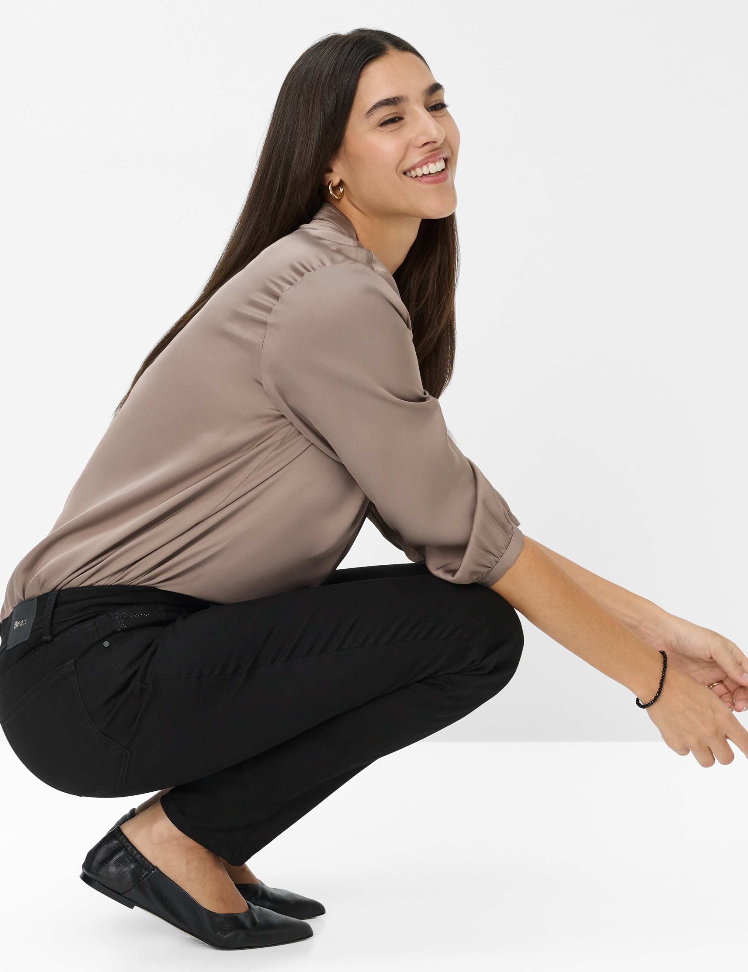 Brax 5-Pocket-Hose Style SHAKIRA Cotton Dream: Five-Pocket-Hose im Slim Fit – Bild 3 von 5