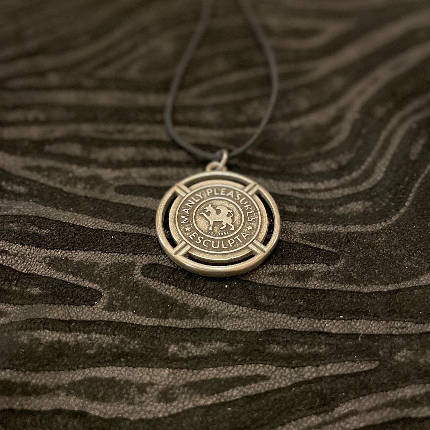 ESCULPTA Silberkette Esculpta Amulett Labyrinth silber Pendant