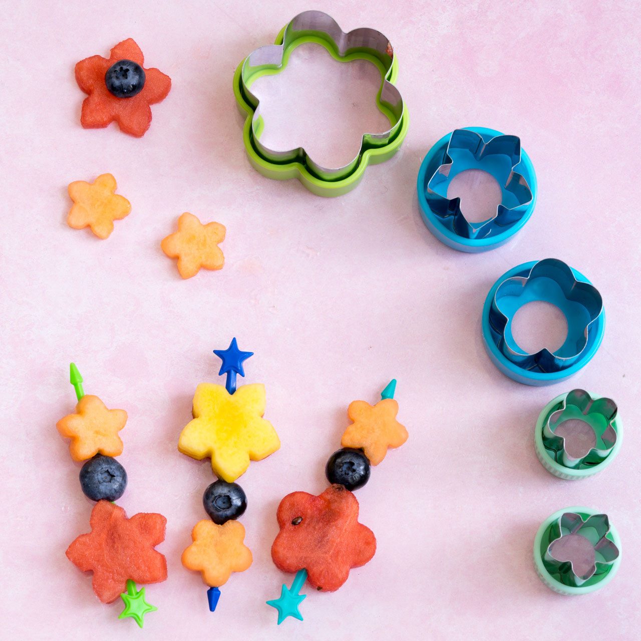 LEKKABOX Ausstechform 5er Set Blumen - Edelstahl Ausstecher für Brot Gemüse Obst Plätzchen, Hervorragend zum Ausstechen von Käse, Obst, Gemüse & Co.