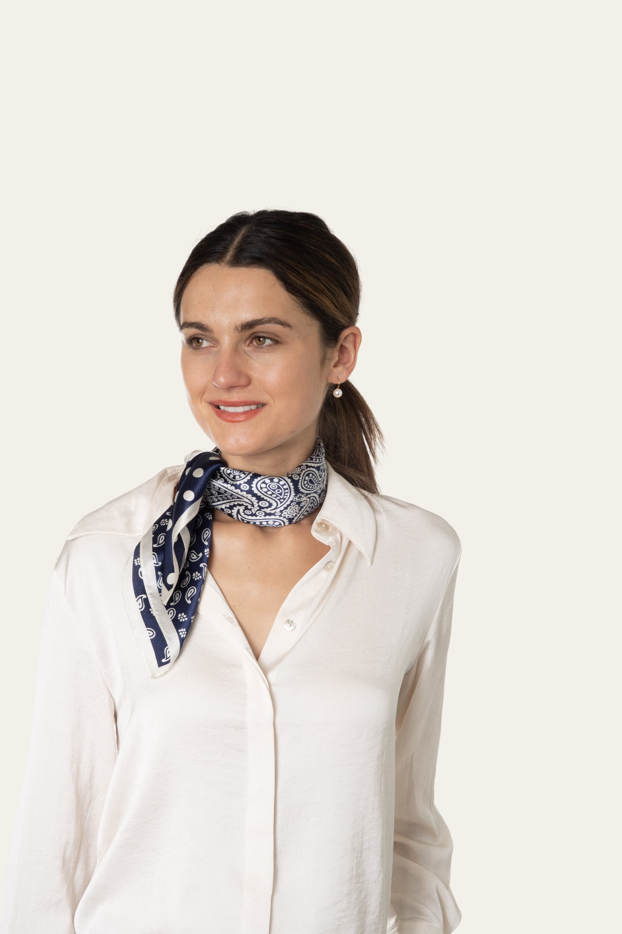 MayTree Seidentuch quadratisch, Punkte + Paisley Mix 53x53cm, Nickituch, Bandana-Schal, (Stück), 100% Seide, Trachten, Oktoberfest