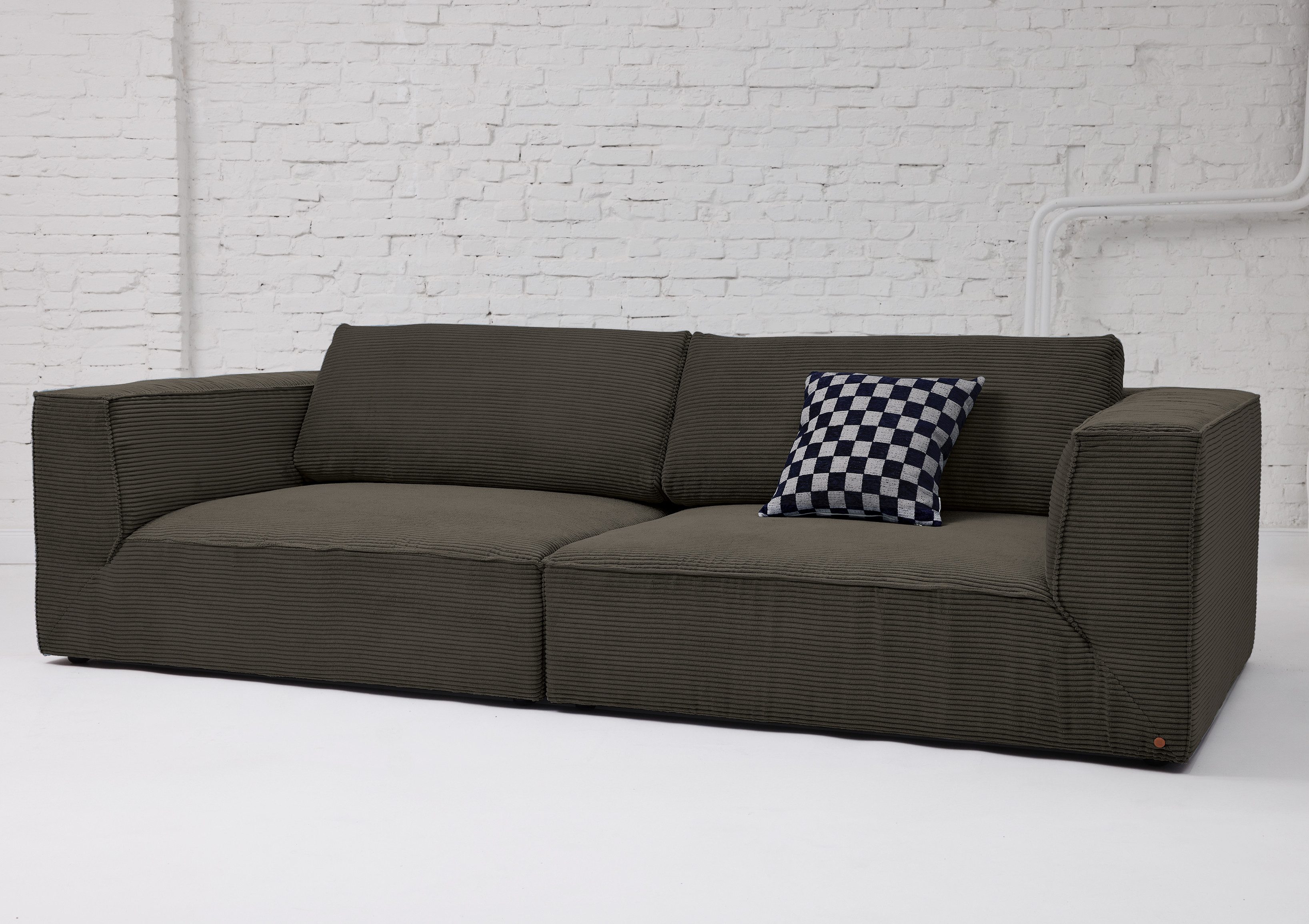 HOME OF COLORS Big-Sofa BIG CUBE – das kubische Sofa mit extra-tiefem, soften Sitzgefühl, in weichem Cordstoff – in vielen schönen Farben
