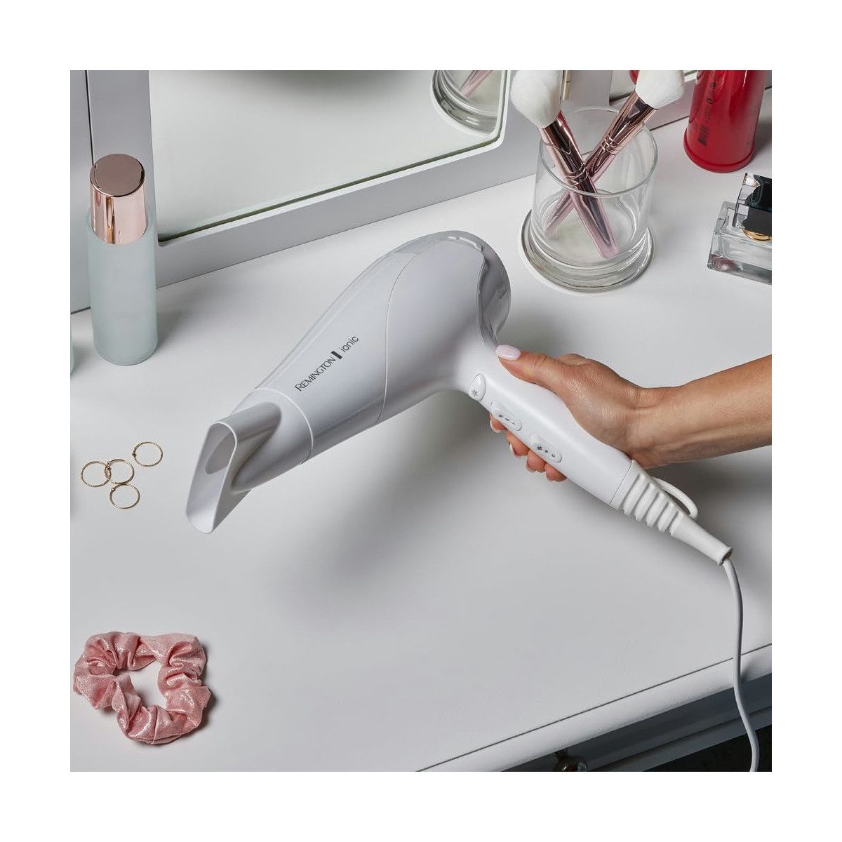 Remington Ionic-Haartrockner REMINGTON Ionen-Haartrockner D3199, 2200 W