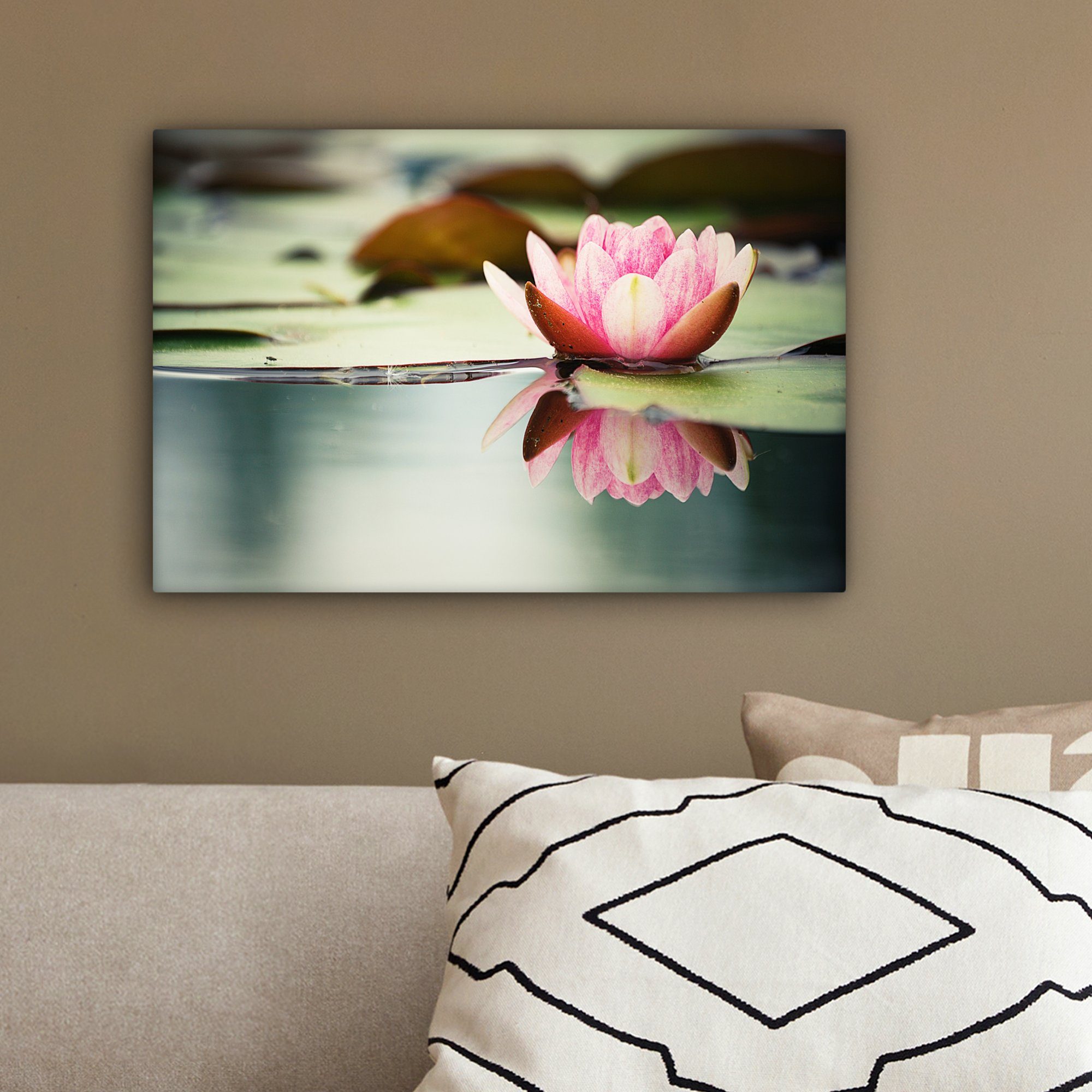 OneMillionCanvasses® Leinwandbild Seerose - Blumen Aufhängefertig, 30x20 Wasser, Wanddeko, Wandbild St), cm Leinwandbilder, (1 