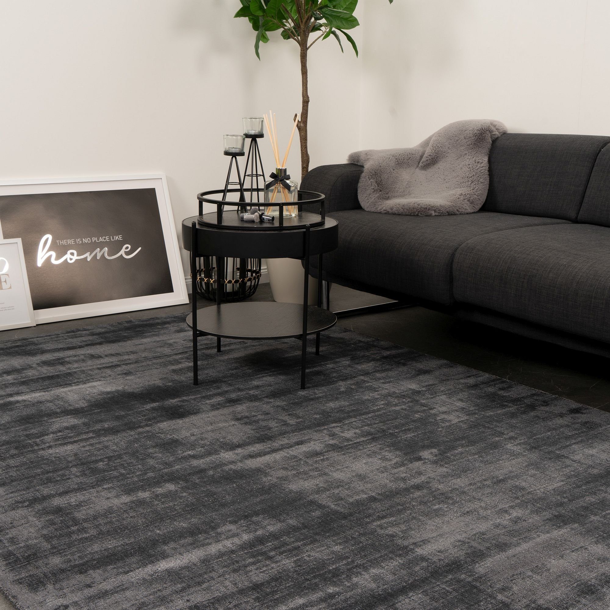Designteppich NOBEL Teppich Wohnzimmer Seidenglanz luxuriös Viskose moderner weich, Consilio Concept Anthrazit