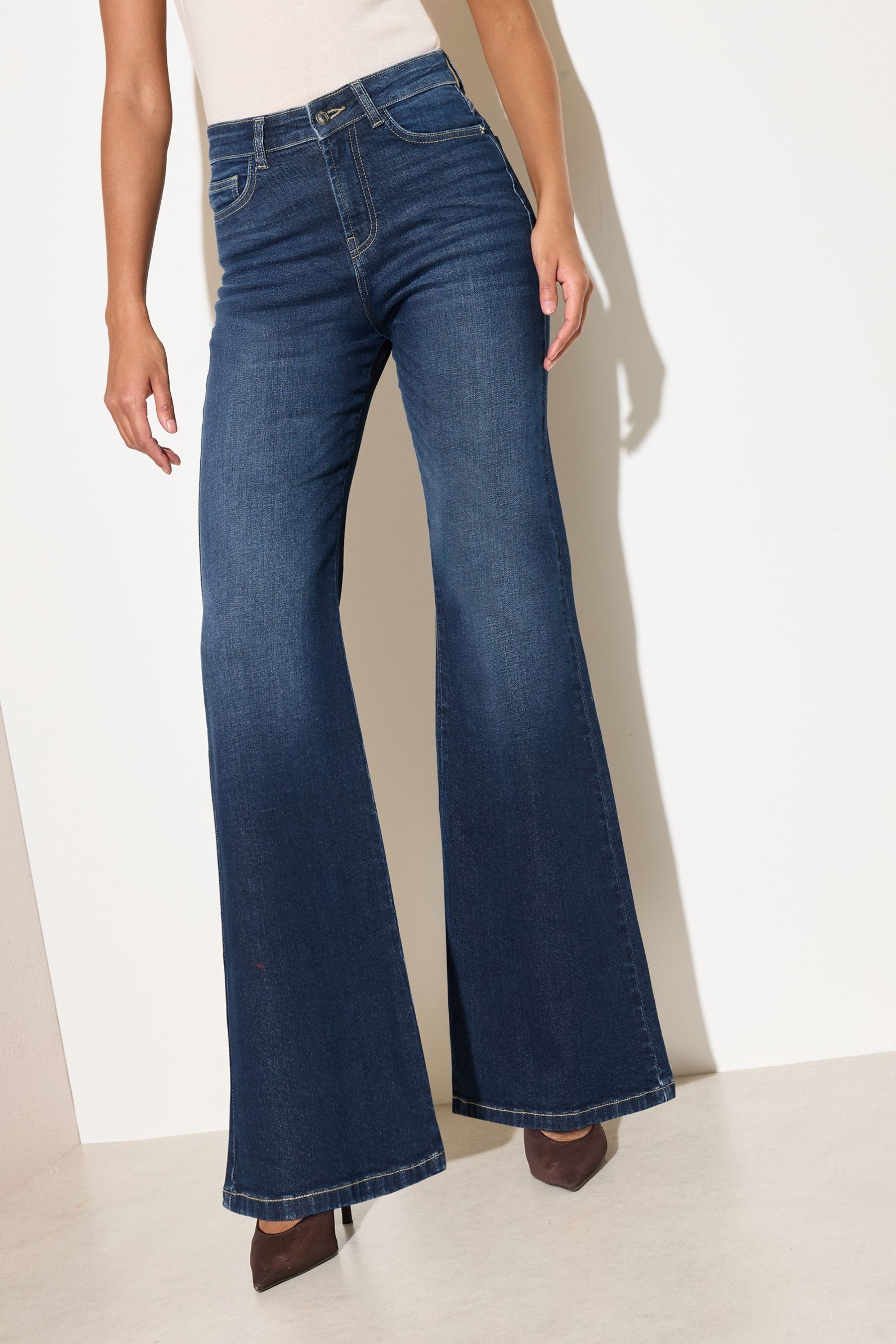 Schlagjeans Friends Like These Schlagjeans mit hohem Bund