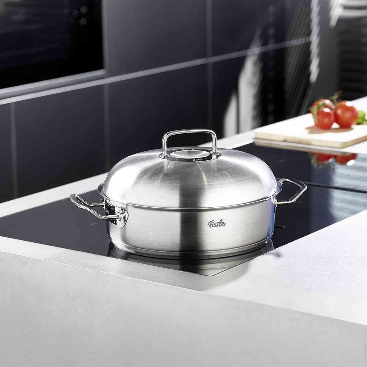 Fissler Bräter ORIGINAL-PROFI COLLECTION® Bräter mit Deckel, Edelstahl 18/10 (2-tlg), mit breitem Schüttrand, Kaltmetallgriffen. Made in Germany