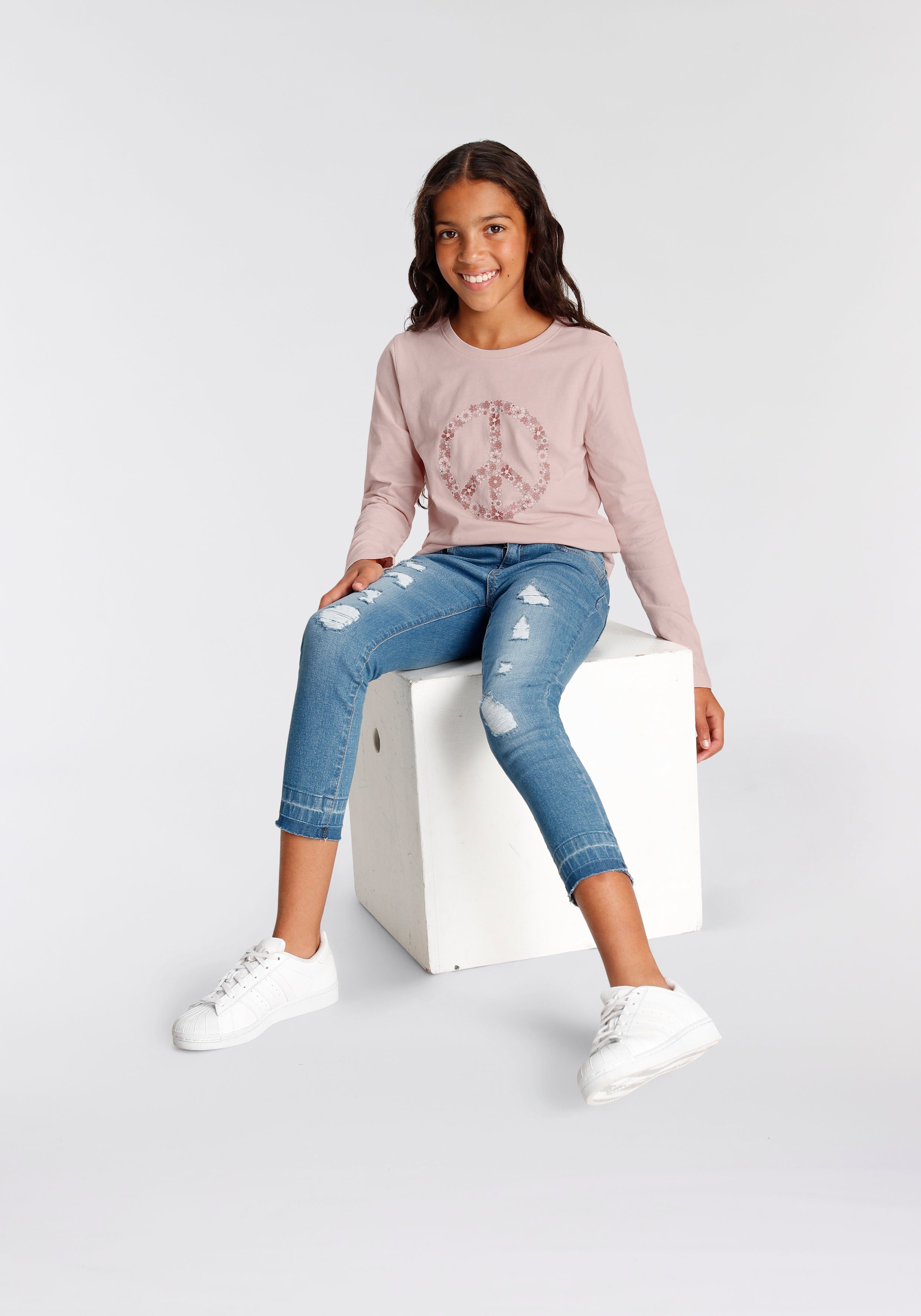 KIDSWORLD Langarmshirt Peace Langarm, Basic-Passform, mit Statements/Sprüchen