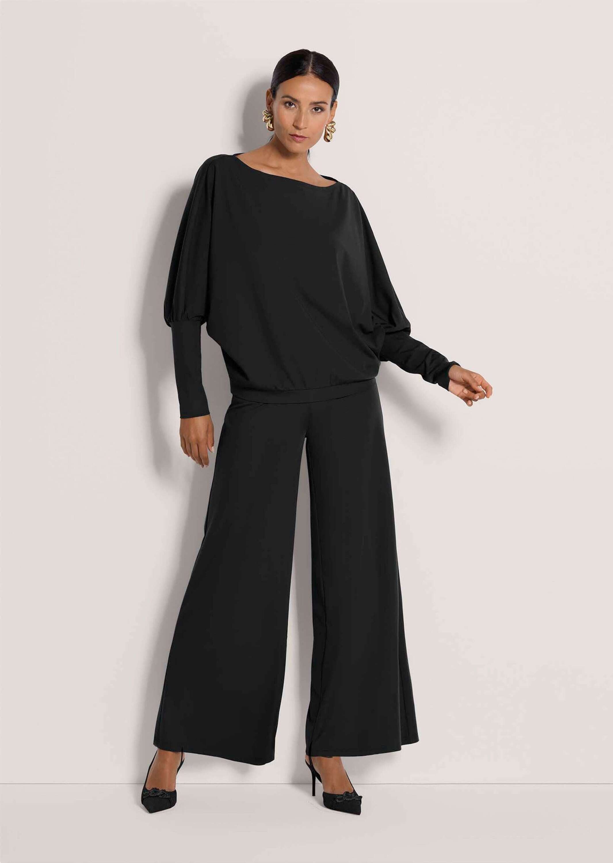MADELEINE Langarmshirt Lockeres Longsleeve mit Fledermausärmeln Elegantes Shirt mit U-Boot-Ausschnitt mit Elasthan-Anteil