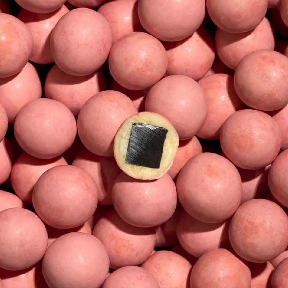 Lakrids by Bülow Süßigkeit Lakritz mit Pink Pineapple Geschmack (270g)