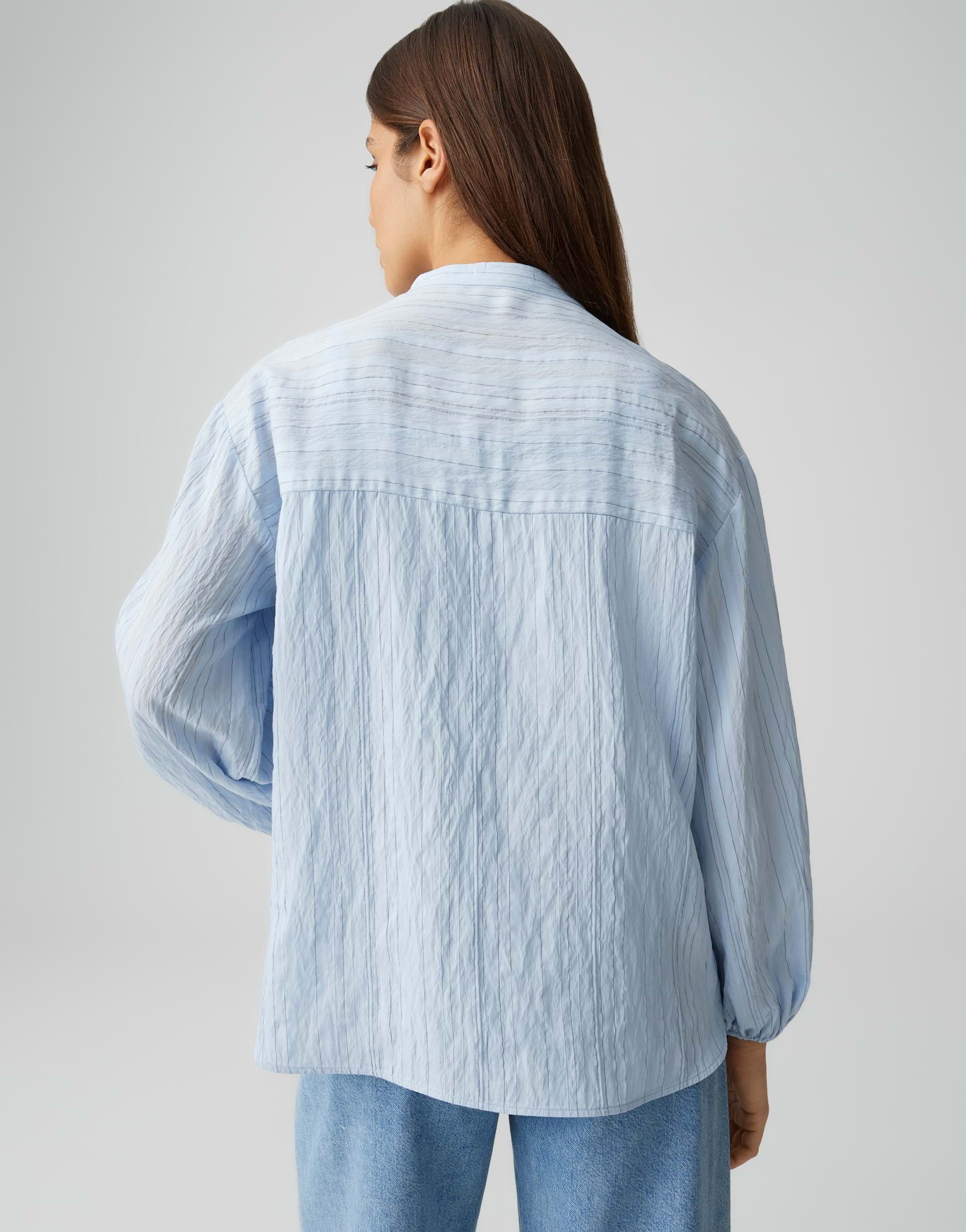 OPUS Langarmbluse Flaria aus Webware mit Streifenstruktur Perlmuttknöpfe, aufgesetzte Brusttasche, leichte Transparenz