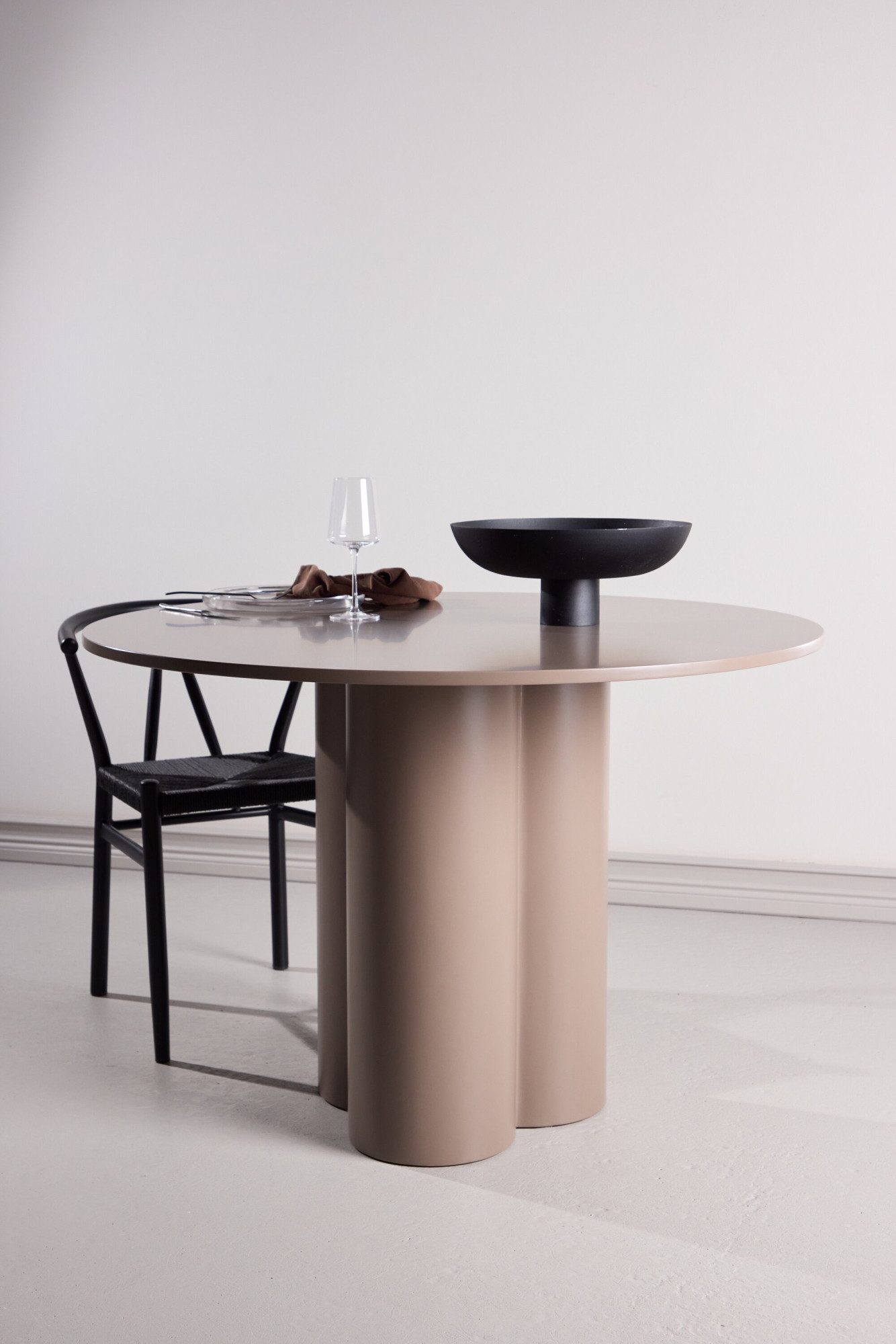 Venture Home Esstisch Olivia, runder Esstisch in warmem Dunkelbraun, Ø 110 cm, Esszimmertisch, MDF, rund, dunkler Holzton, modern, stilvoll