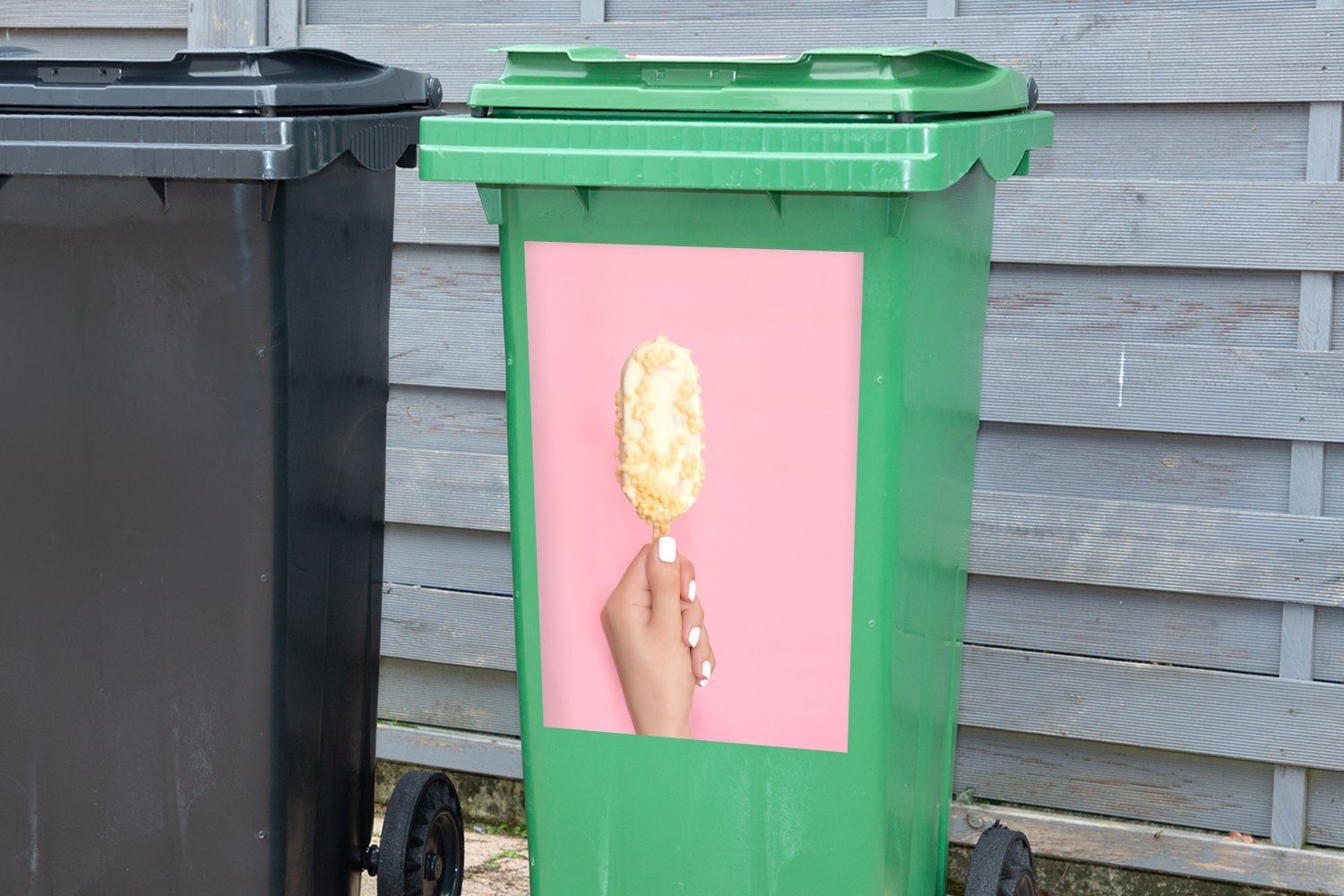 Mülltonne, (1 Mülleimer-aufkleber, Container, pastellrosa Hintergrund Abfalbehälter St), Eiscreme Wandsticker Sticker, auf MuchoWow