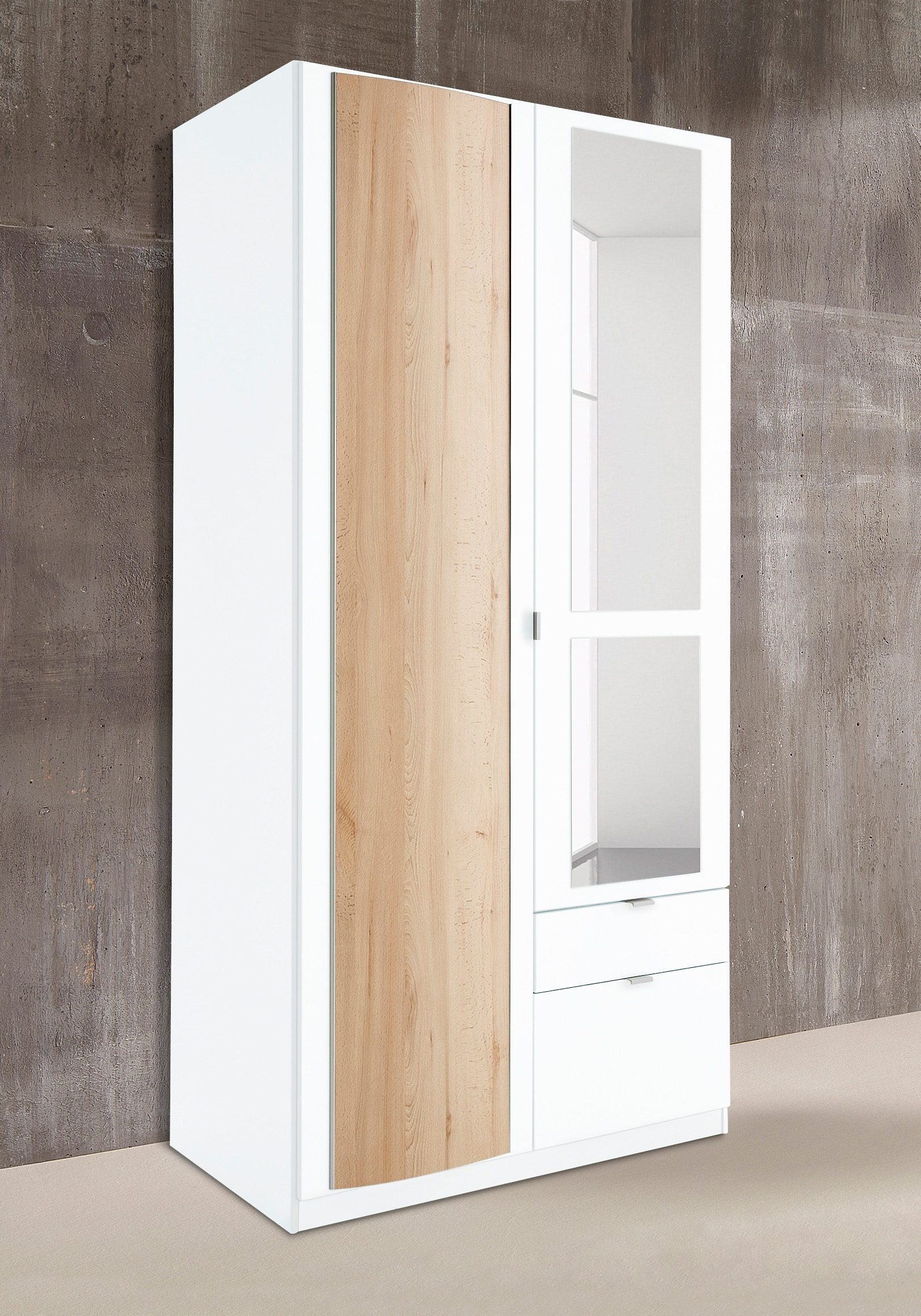 priess Kleiderschrank mit gerundeten Elementen auf den Außentüren günstig online kaufen