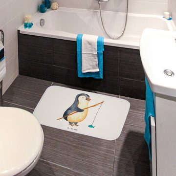 Badematte Pinguin Angler - Weiß - Geschenk, Badezimmermatte, Badematte, Urlaub, Mr. & Mrs. Panda, Höhe 1 mm, 100% Polyester, rechteckig, Anti-Rutsch Sicherheit