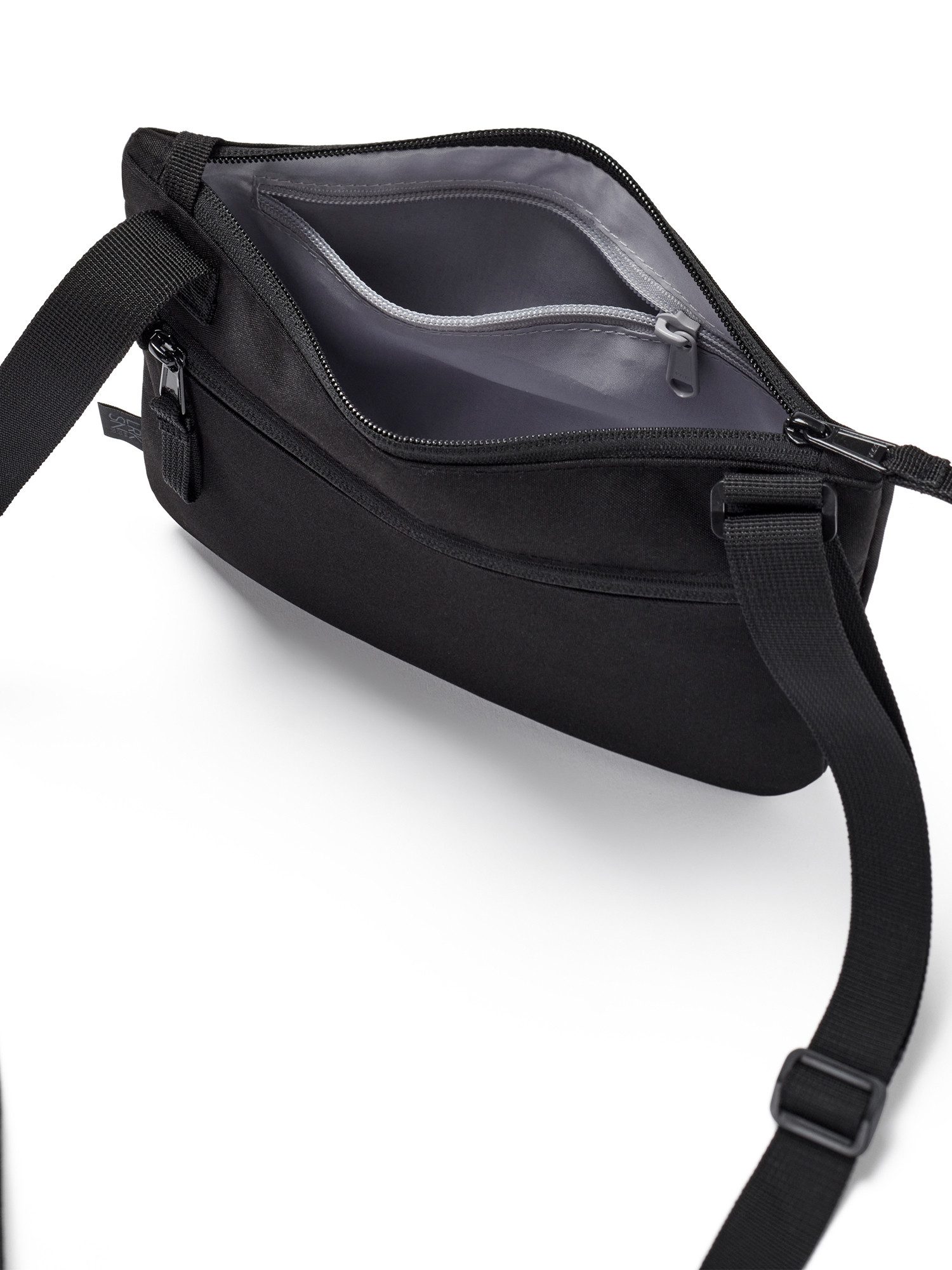 LARKSON Umhängetasche Henrik Umhängetasche mit Anti-Diebstahl-Sicherung, Flache Crossbody Bag, Wasserabweisend