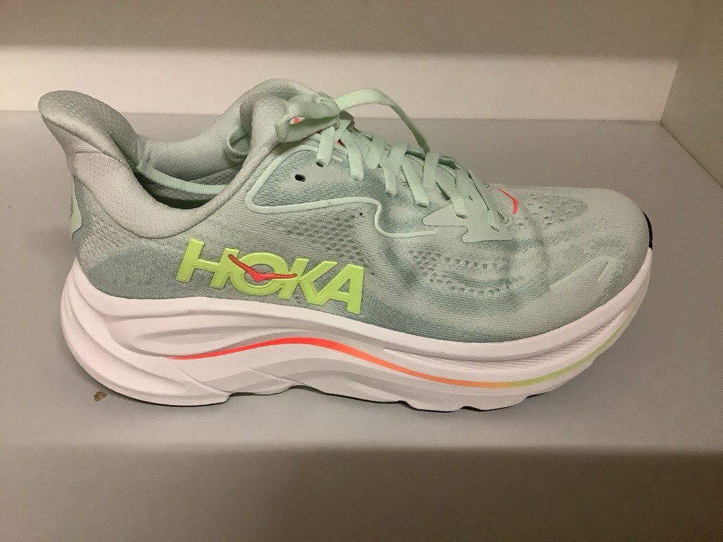 Hoka One One W CLIFTON 10 Laufschuh