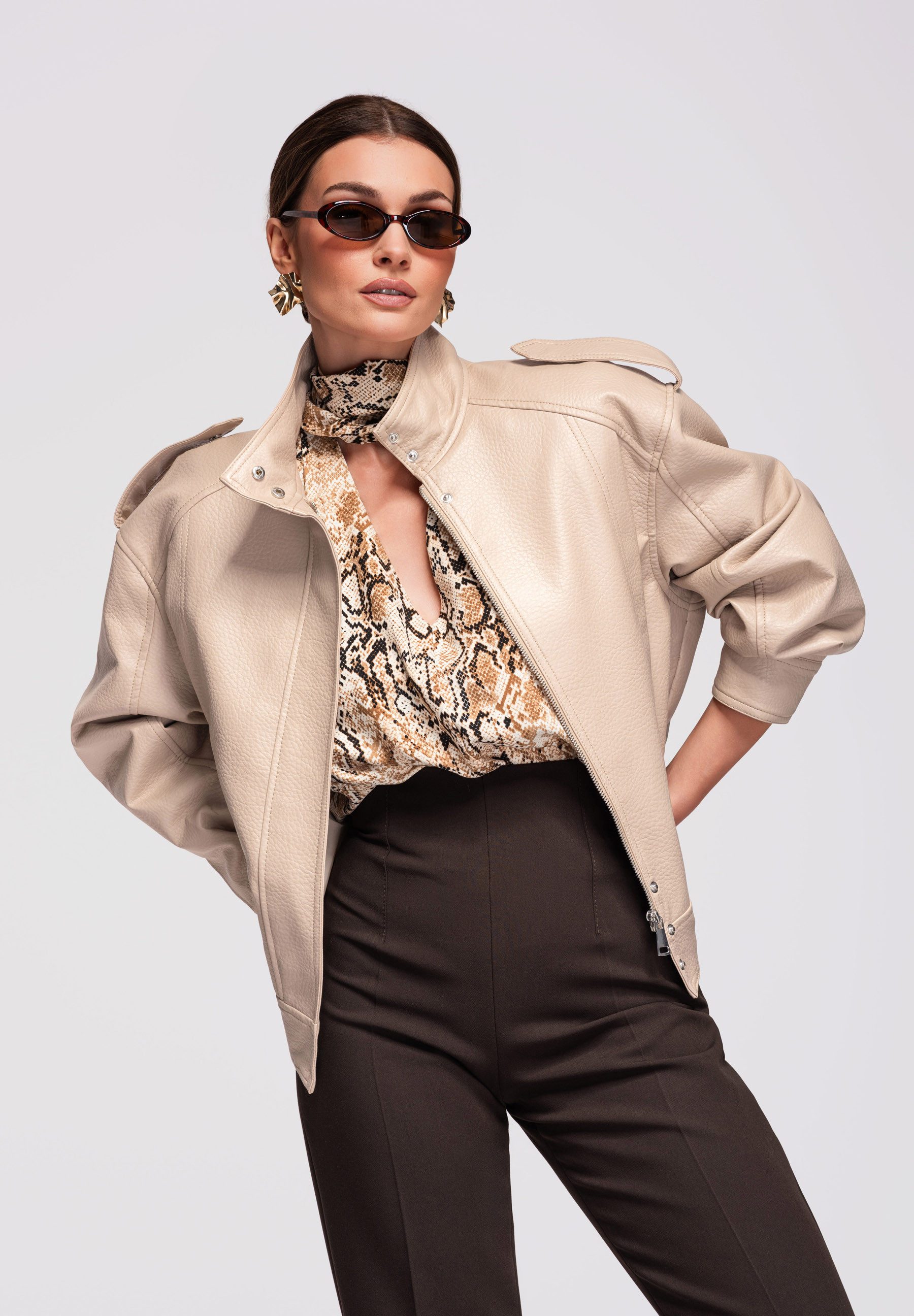 OMBRE Bikerjacke Oversize-Damenjacke im modernen, urbanen Look Überschnittene Schultern