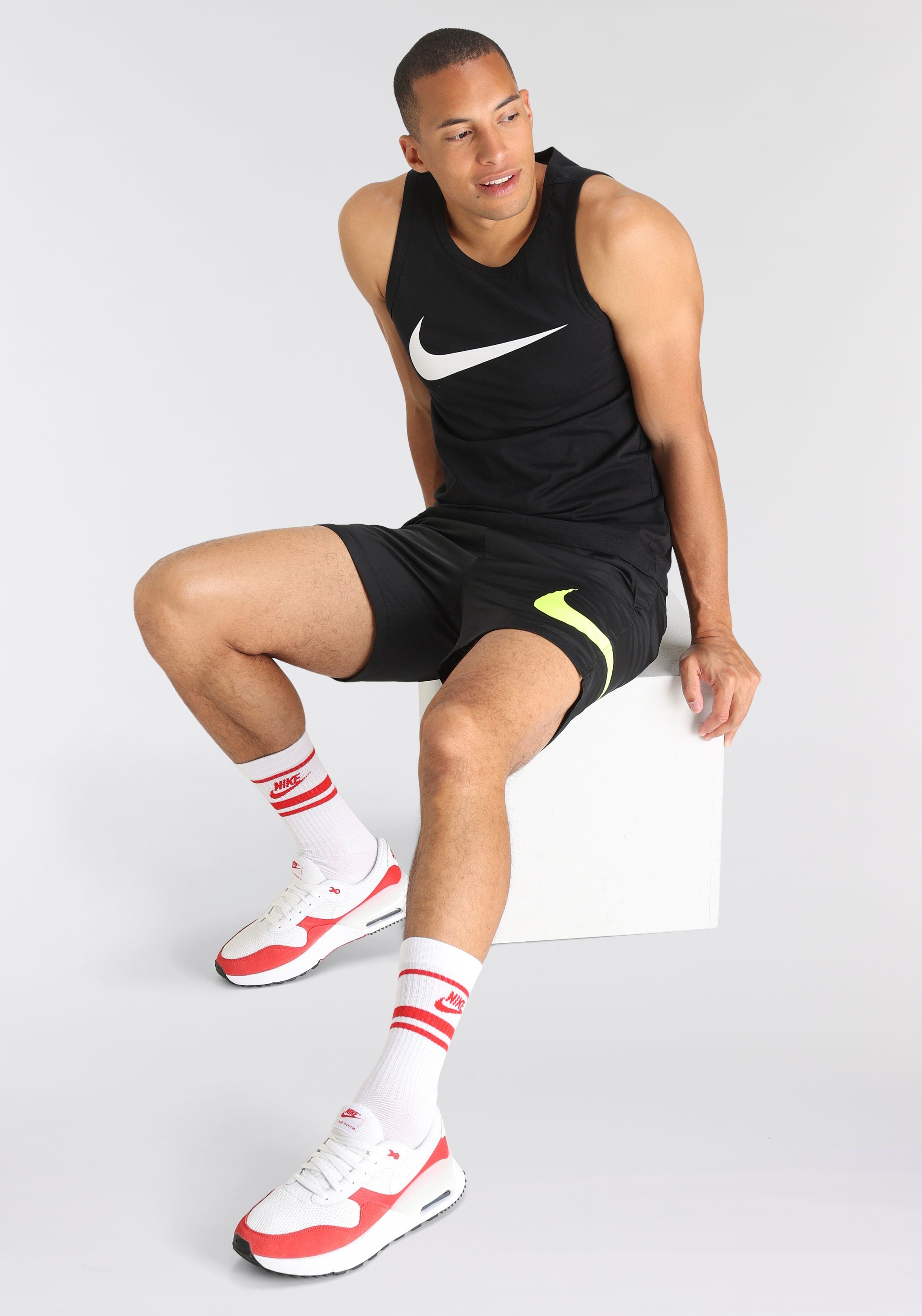 Nike Sportswear Shorts M NSW REPEAT SW WVN SHORT schwarz