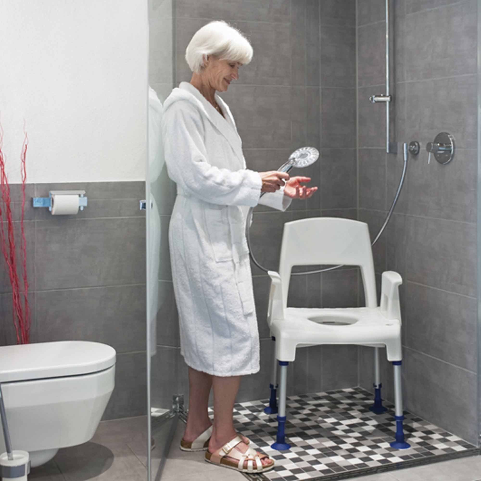 Invacare Toiletten-Rollstuhl Aquatec Pico 3 in 1