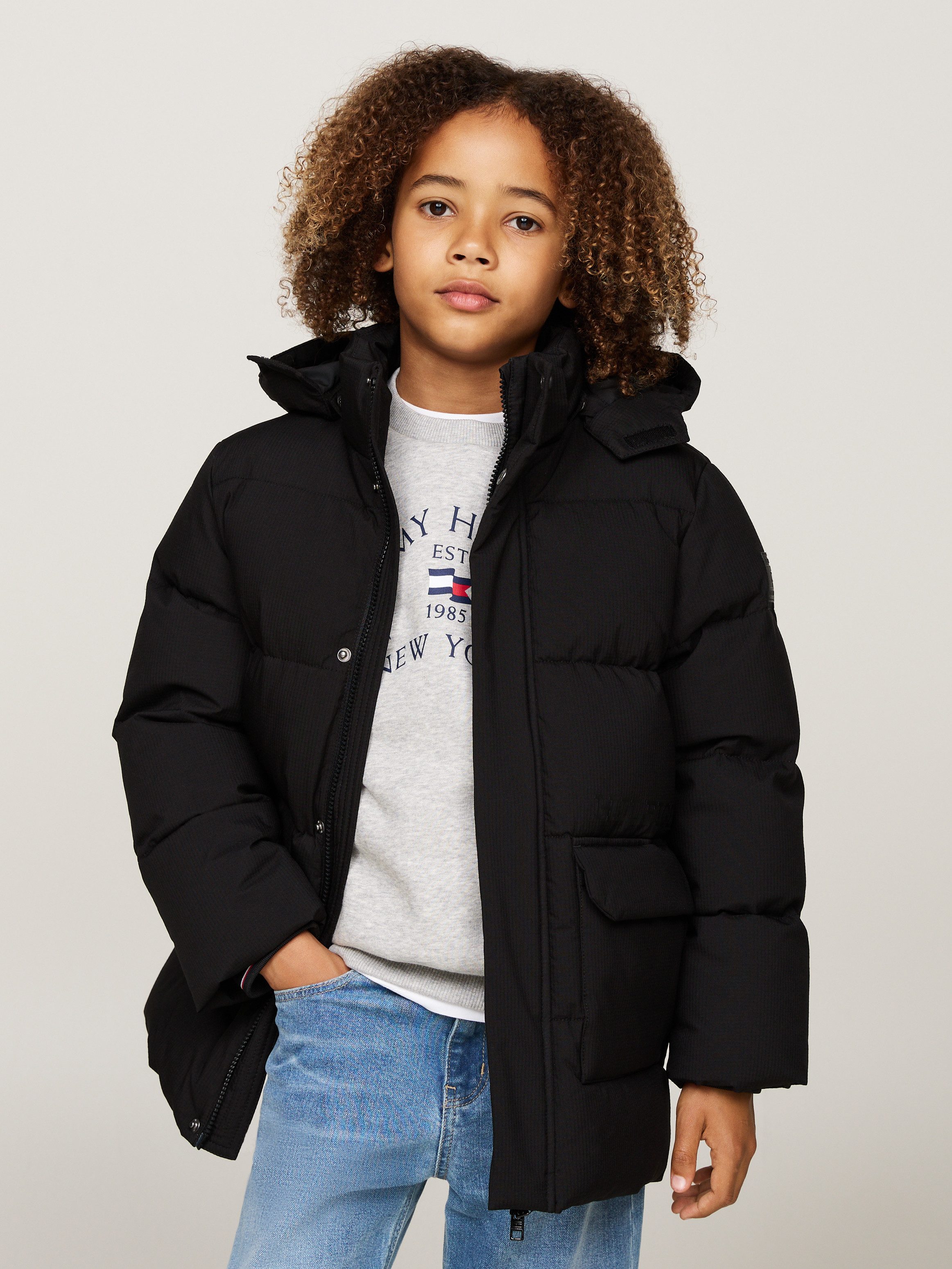Tommy Hilfiger Steppjacke MONOTYPE RIBSTOP PUFFER JACKET mit Kontrast-Streifen, Logoschriftzug