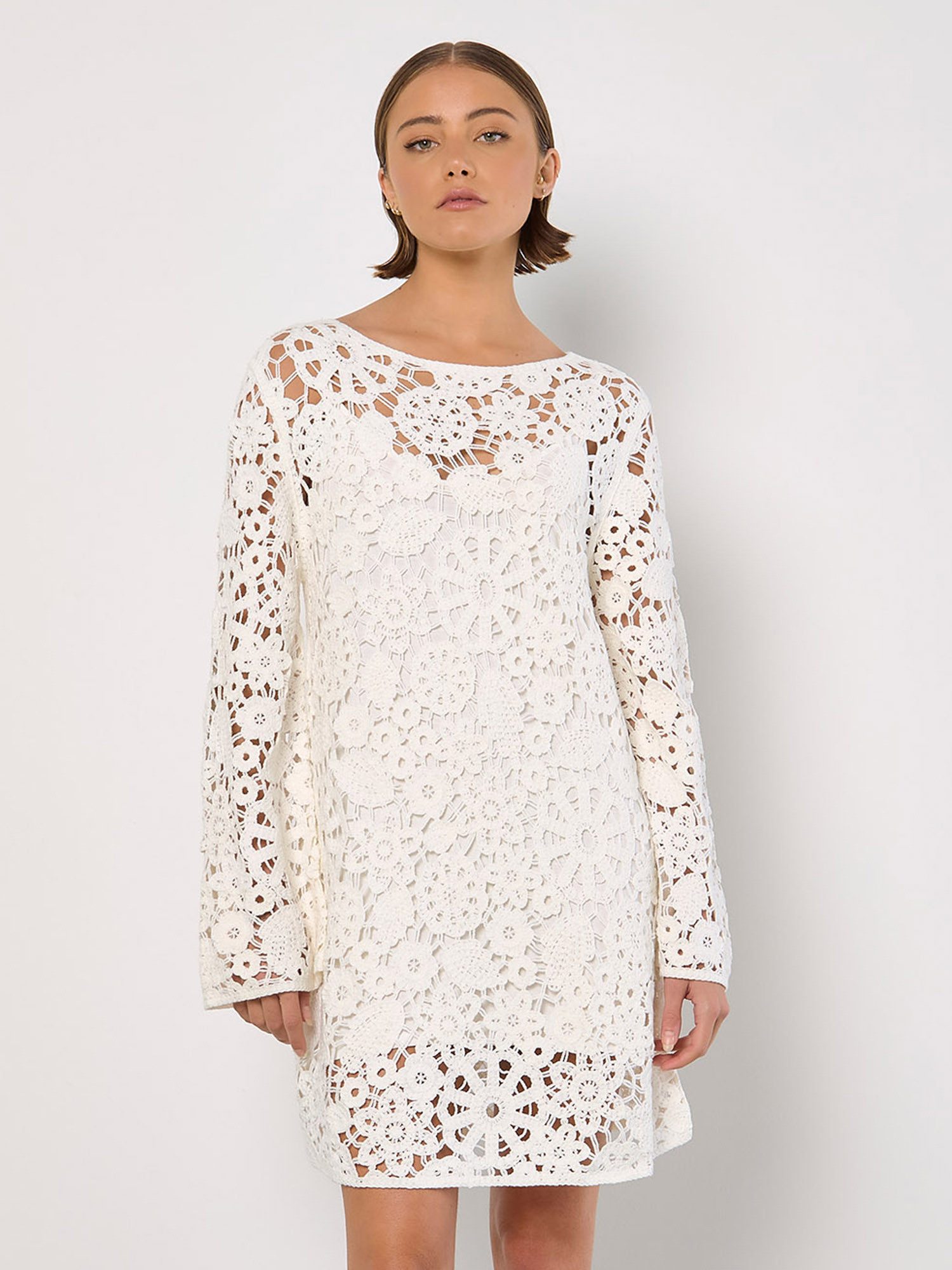 Apricot Minikleid Floral gehäkeltes Etuikleid mit Trompetenarmen günstig online kaufen