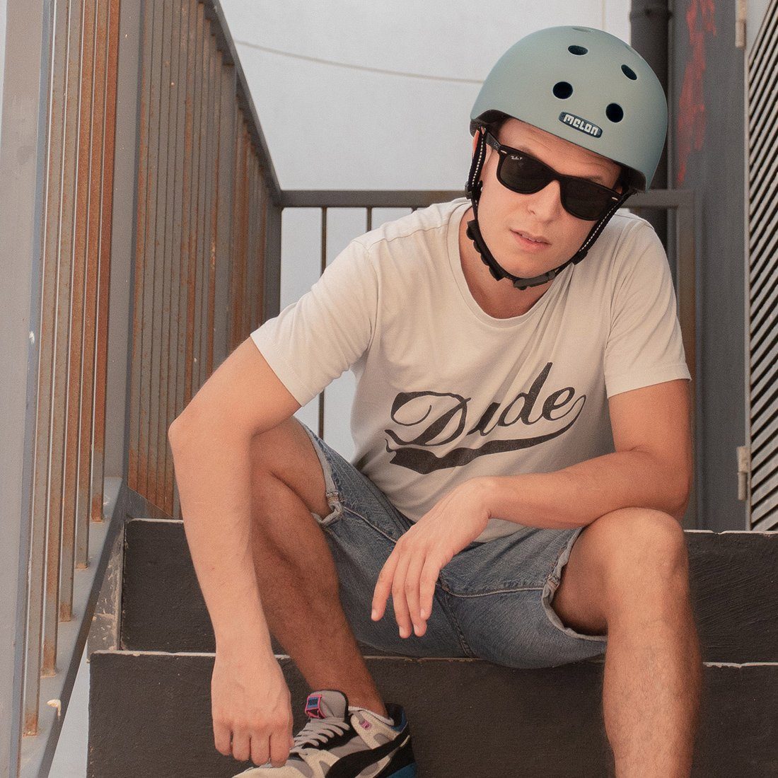 Melon Fahrradhelm New York (matte), super leicht, Magnetverschluss, größenverstellbar, mehr als 50 Designs