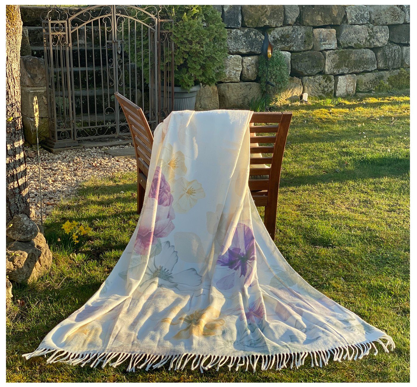 Wohndecke Hochwertige Fransen Kuscheldecke Flowers Garten, heimtexland, Natur Sofadecke Aquarell Pastell Blumen - weich, fusselfrei – Bild 5 von 5