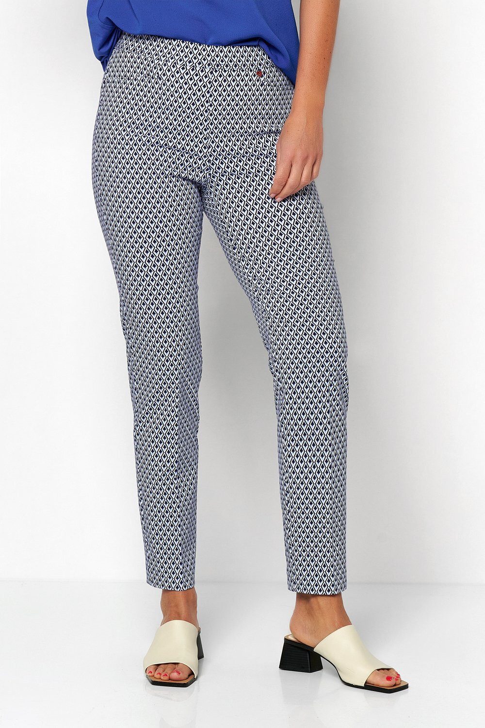 Relaxed by TONI Stretch-Hose Alice mit grafischem Muster