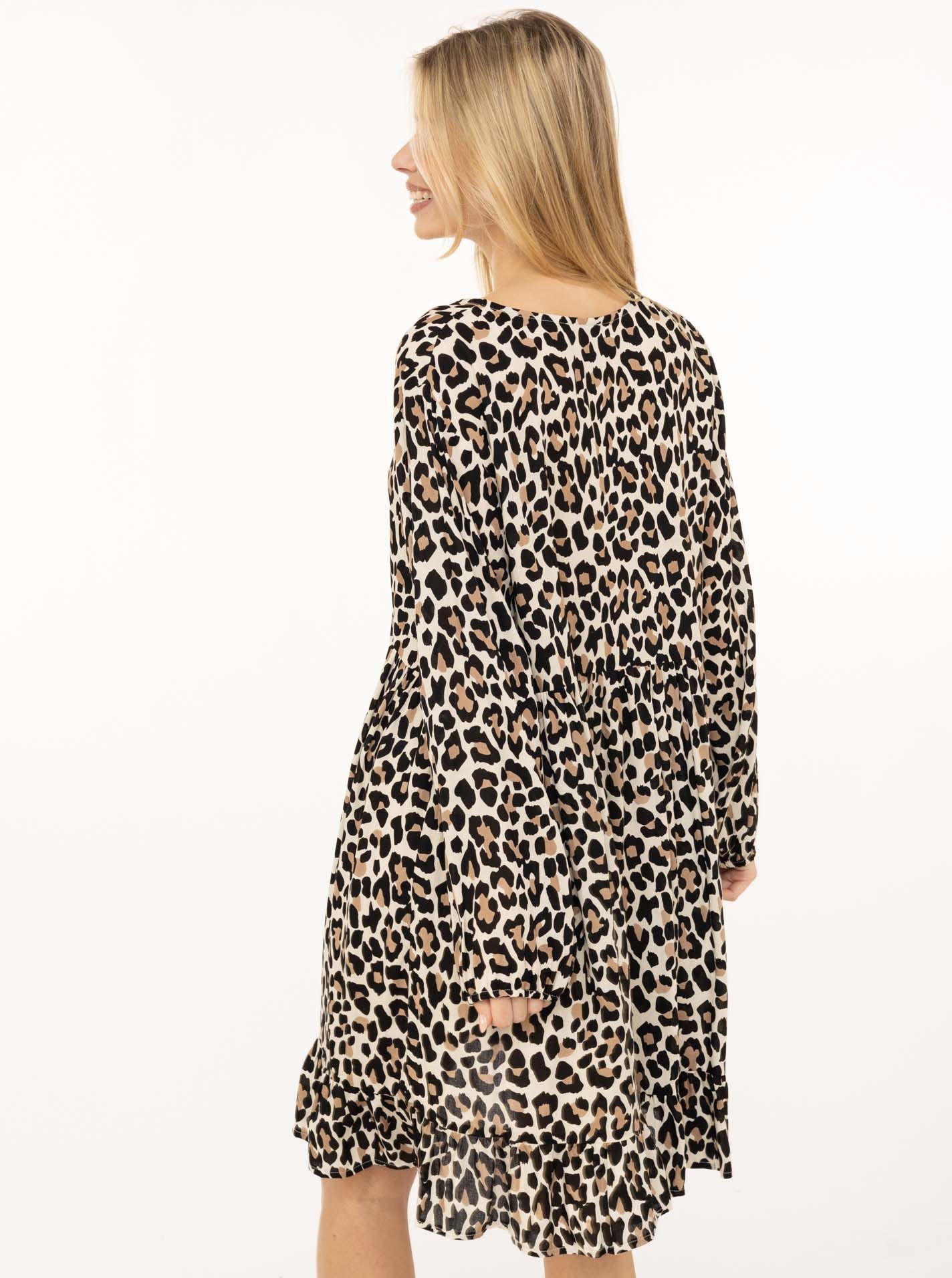 Zwillingsherz Sweatkleid "Leo Dream" Leomuster, figurumspielend, pinke Tassel, lange Ärmel