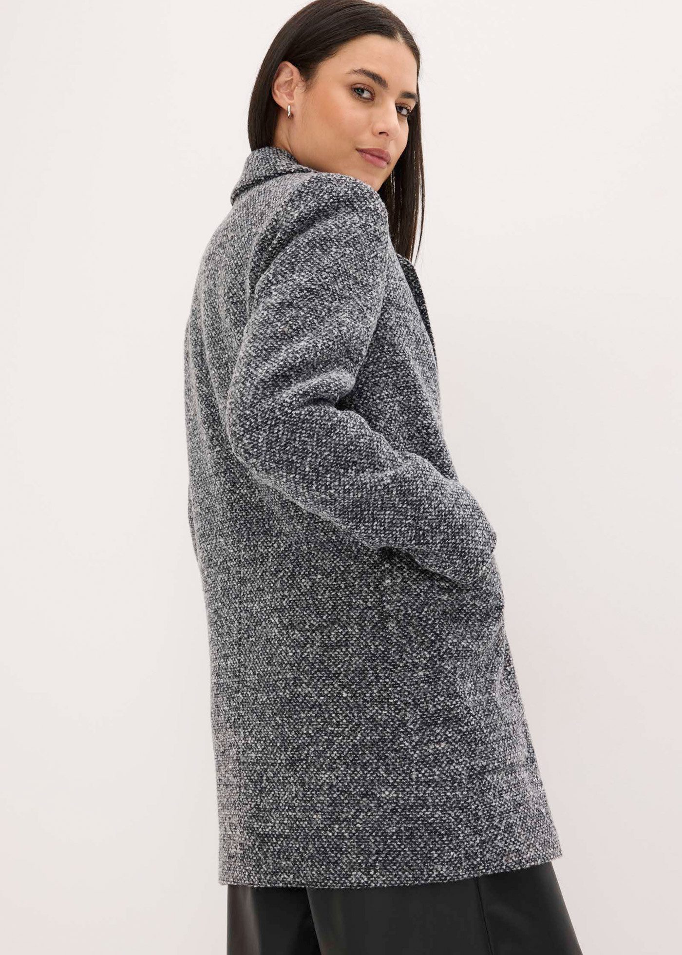 bonprix Kurzmantel aus Polyester und Wolle, vollständig gefüttert, lockere Passform