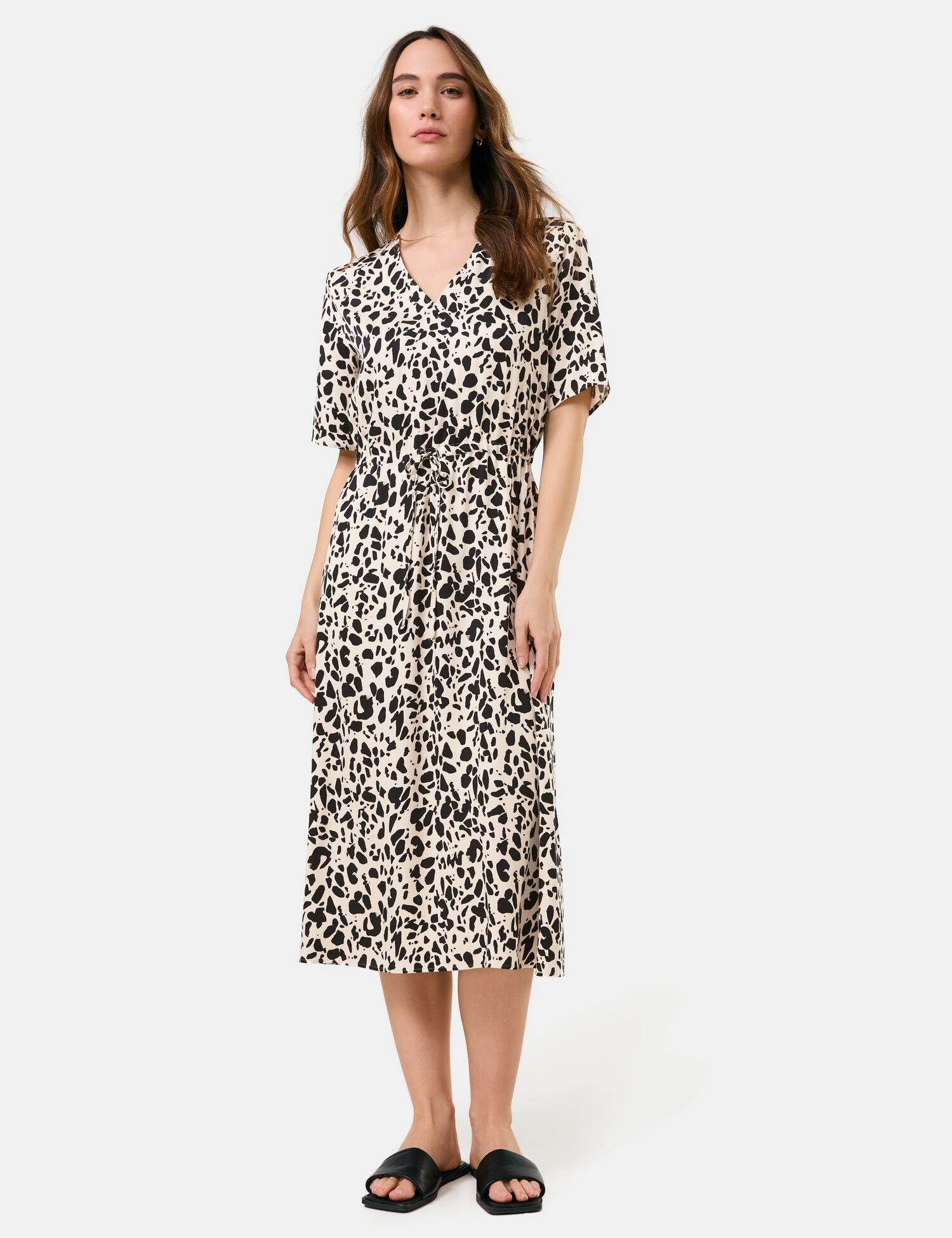 Taifun Midikleid – Kleid mit 3/4-Ärmeln, V-Ausschnitt und Animal Print