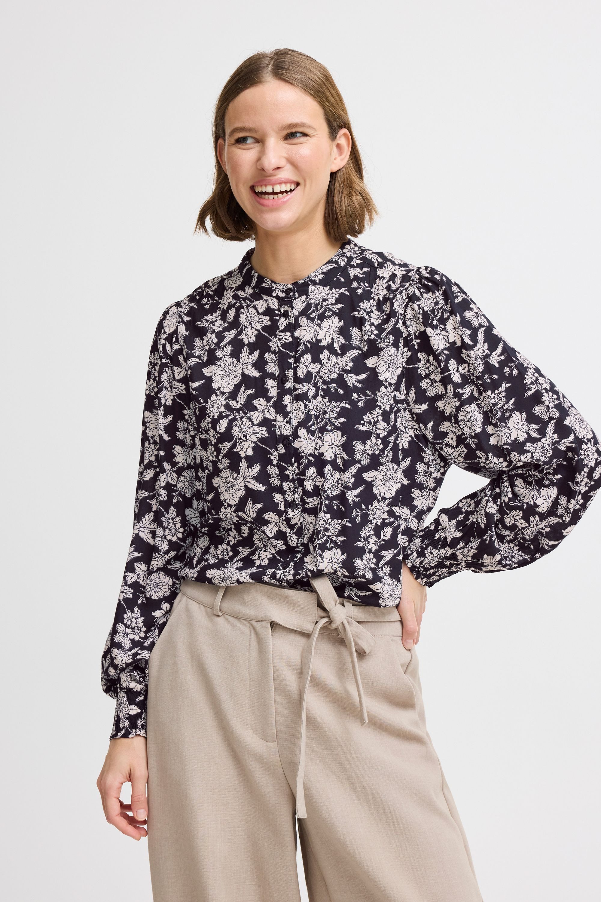 Langarmbluse BYJOSA AOP SMOCK BLOUSE -