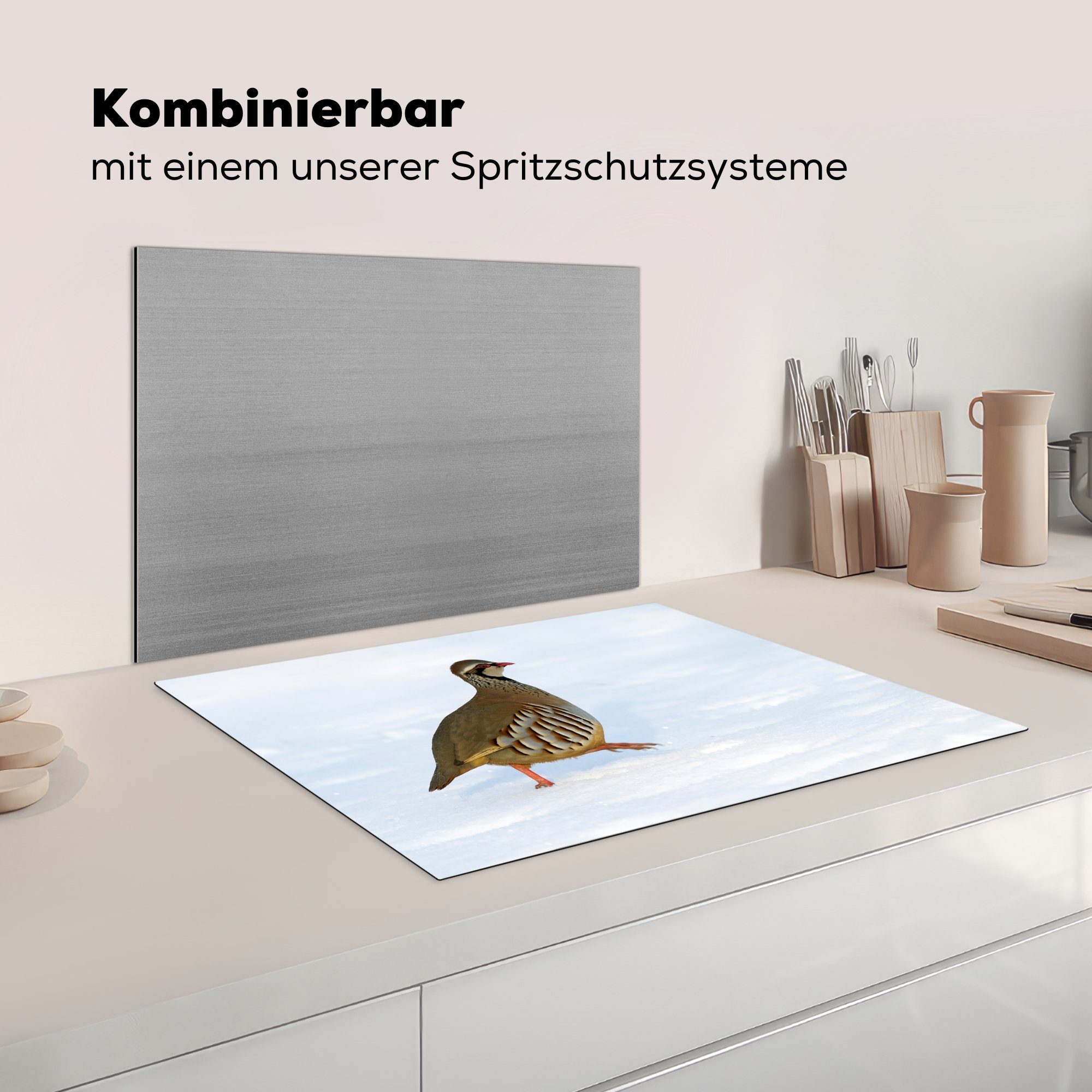 Schutz tlg), cm, Ceranfeldabdeckung Rebhuhn MuchoWow Vinyl, Ein 71x52 küche, die läuft für Induktionskochfeld Schnee, durch (1 Herdblende-/Abdeckplatte den