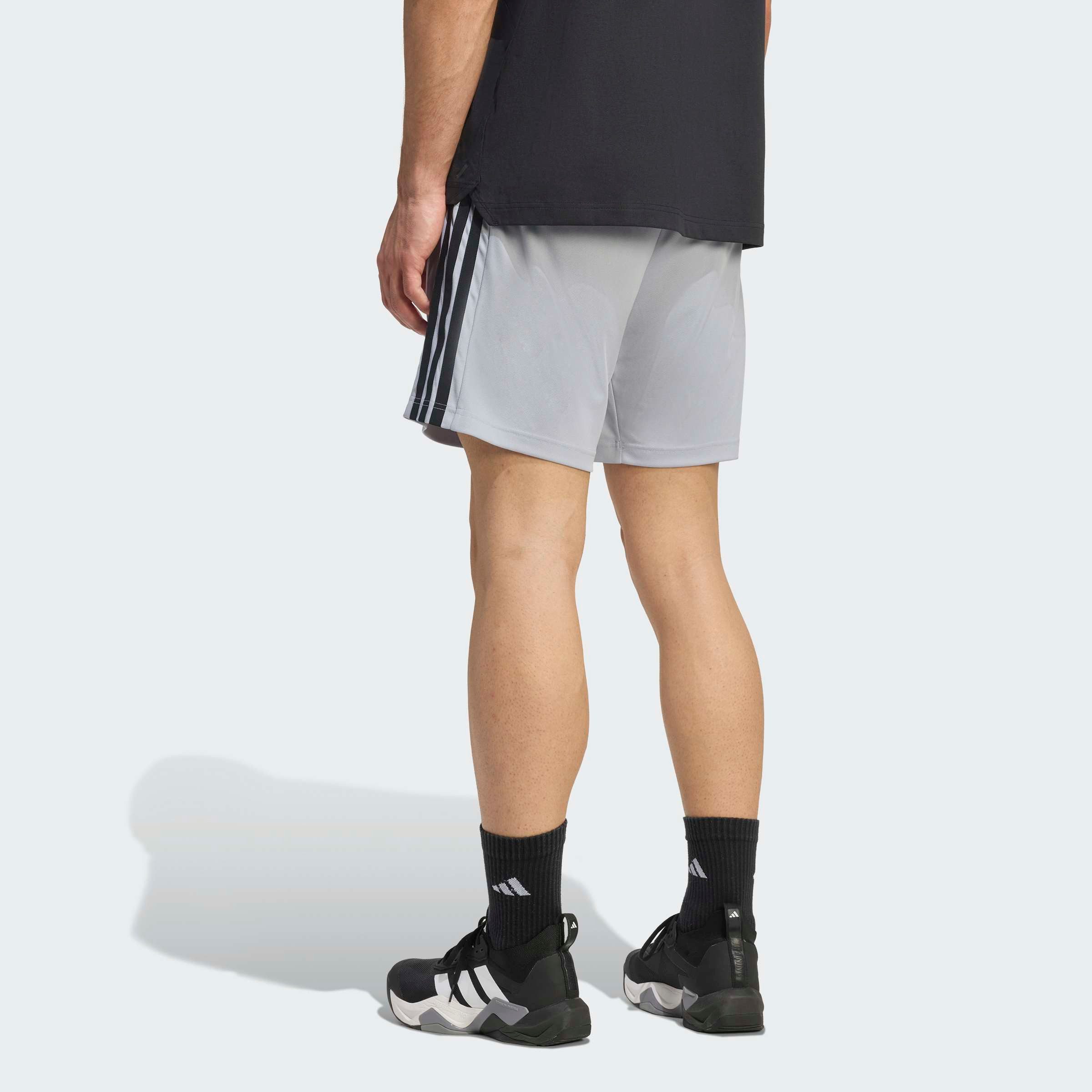 adidas Performance Shorts WORKOUT ESSENTIALS BASE 3-STRIPES PIQUÉ 7 IN