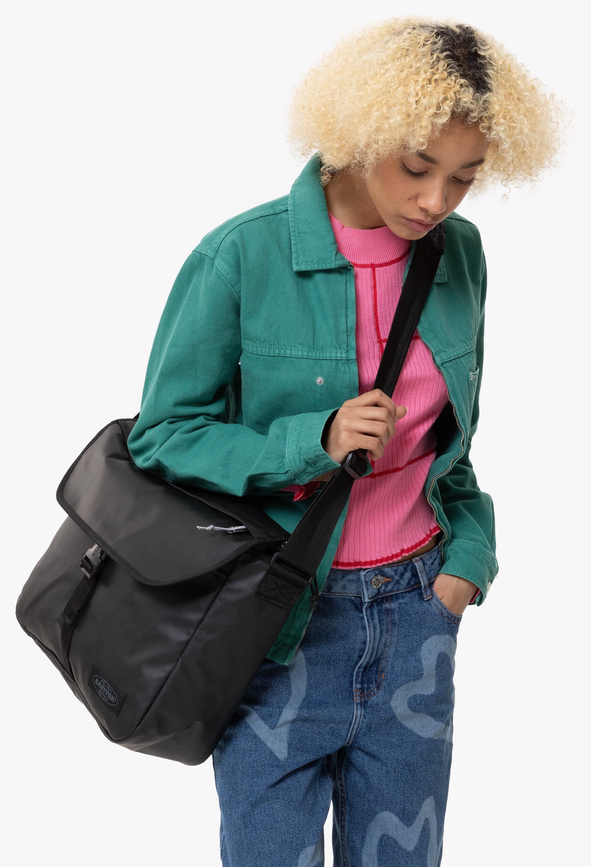 Eastpak Messenger Bag Delegate +, Umhängetasche günstig online kaufen