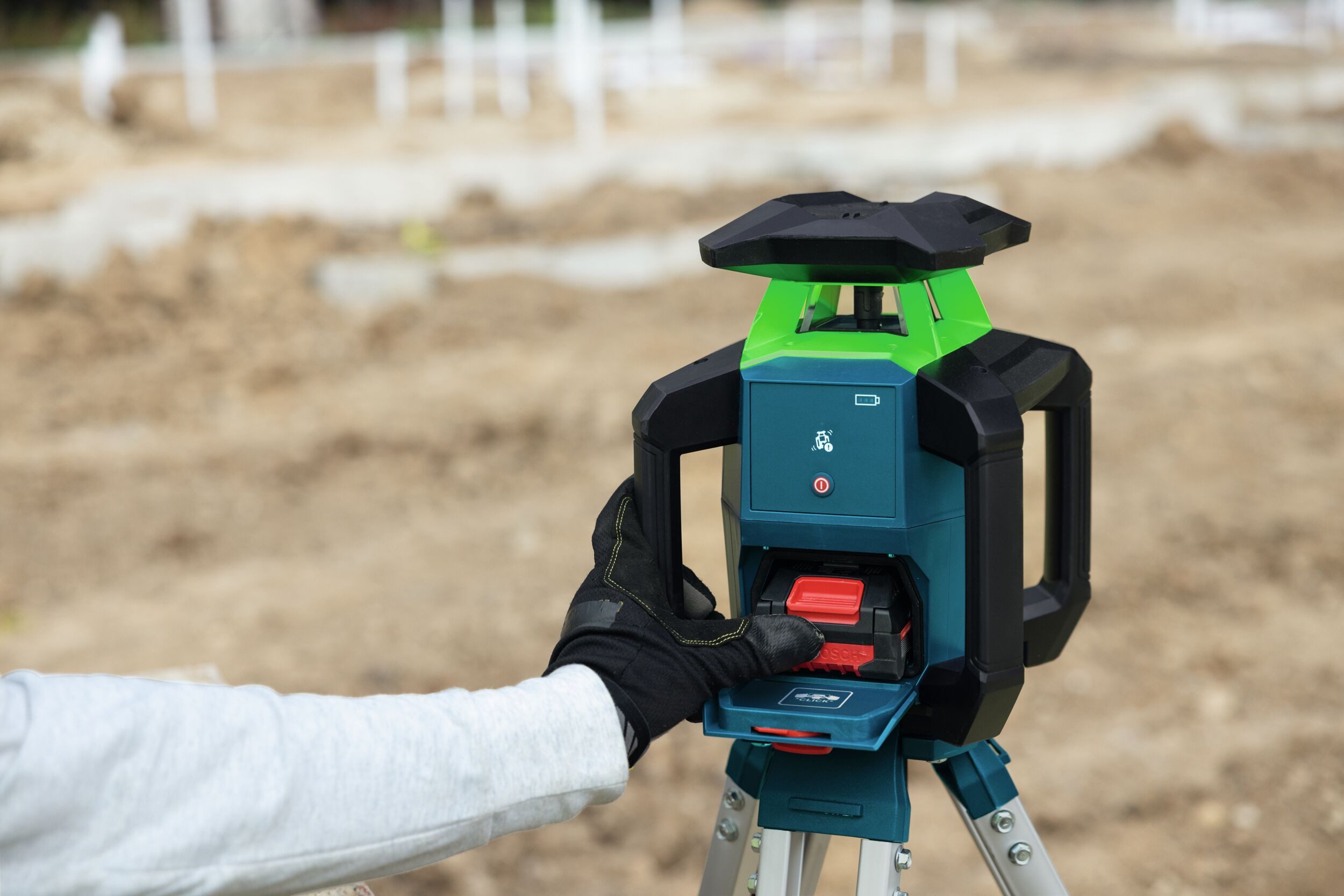 BOSCH Punkt- und Linienlaser GRL 18V-3-31G, Rotationslaser mit 1x Akku ProCORE 4 Ah - in L-BOXX 374