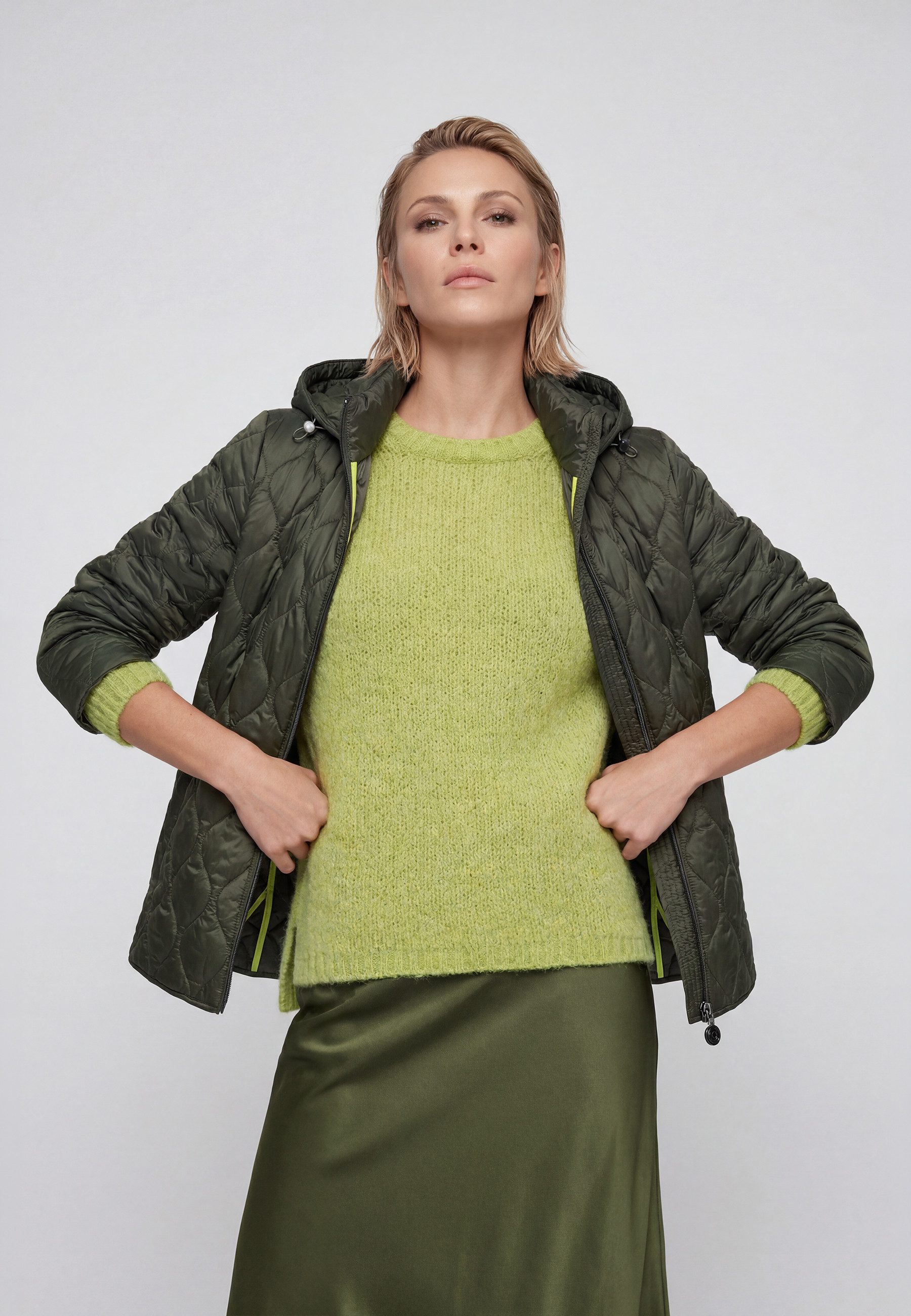 Olsen Outdoorjacke mit Steppstruktur und abnehmbarer Kapuze
