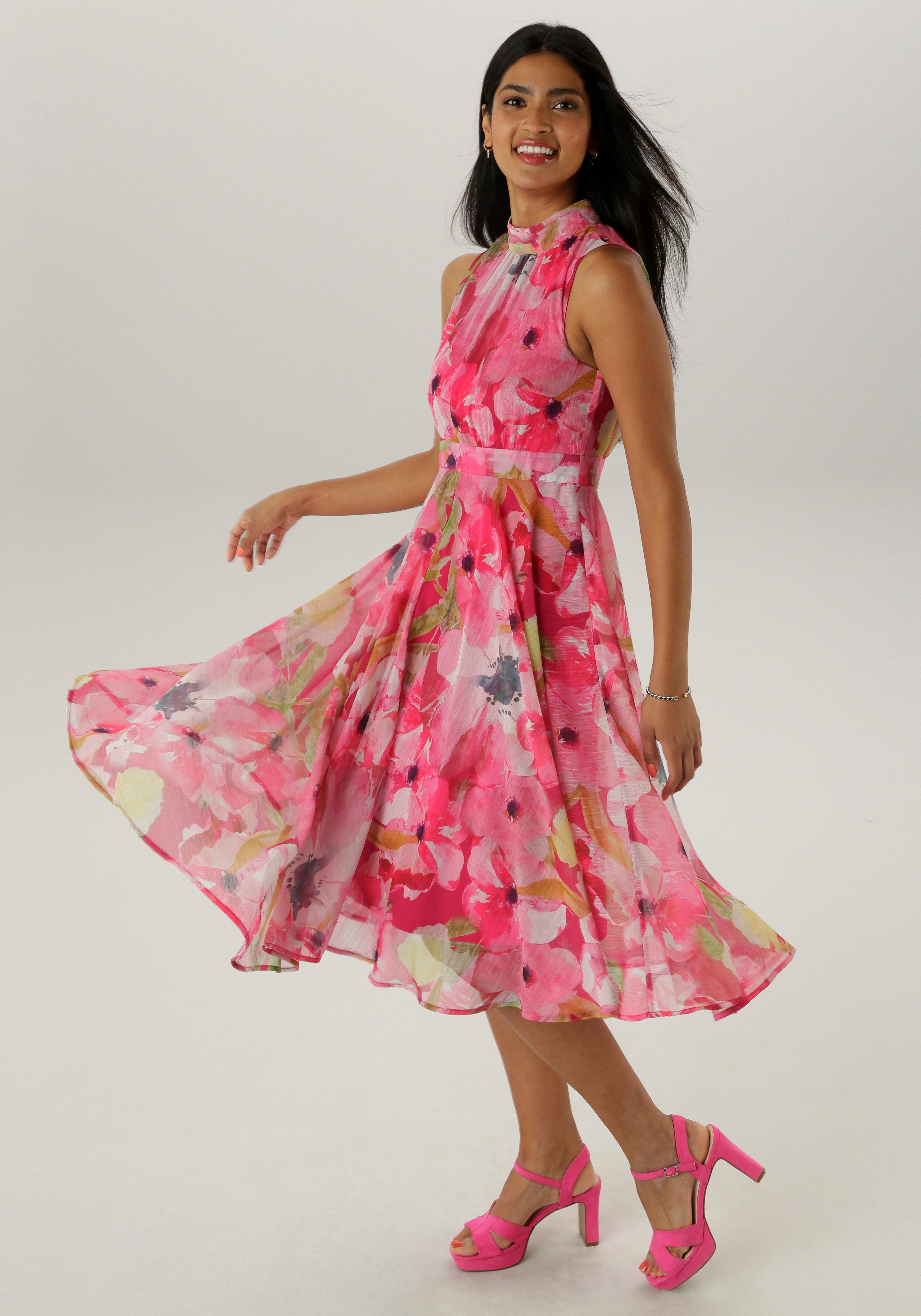 Aniston SELECTED Chiffonkleid mit traumhafter, floraler günstig online kaufen
