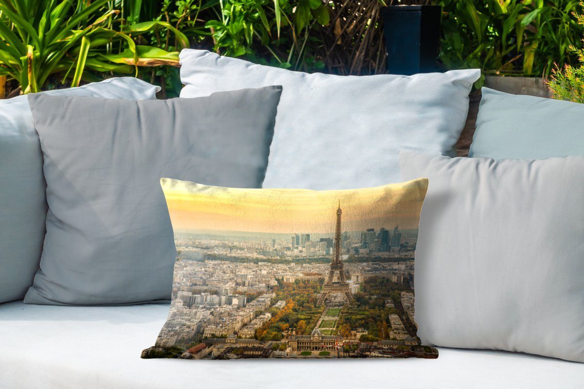 der und Paris Kissenhülle Dekokissen sehr Polyester, mit einem Himmel, bunten Eiffelturm Dekokissenbezug, MuchoWow Outdoor-Dekorationskissen,