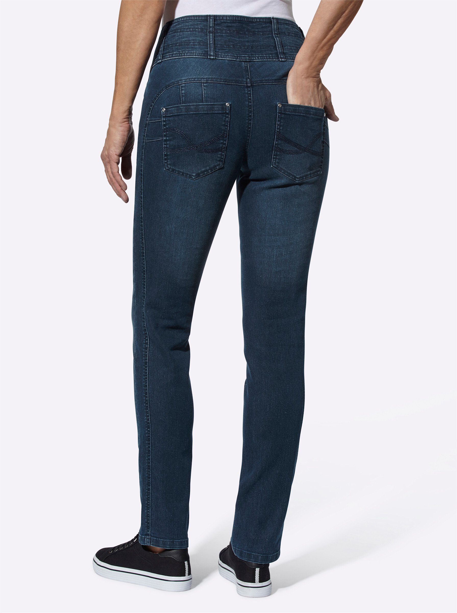 Jeans Bequeme an! Sieh blue-stone-washed