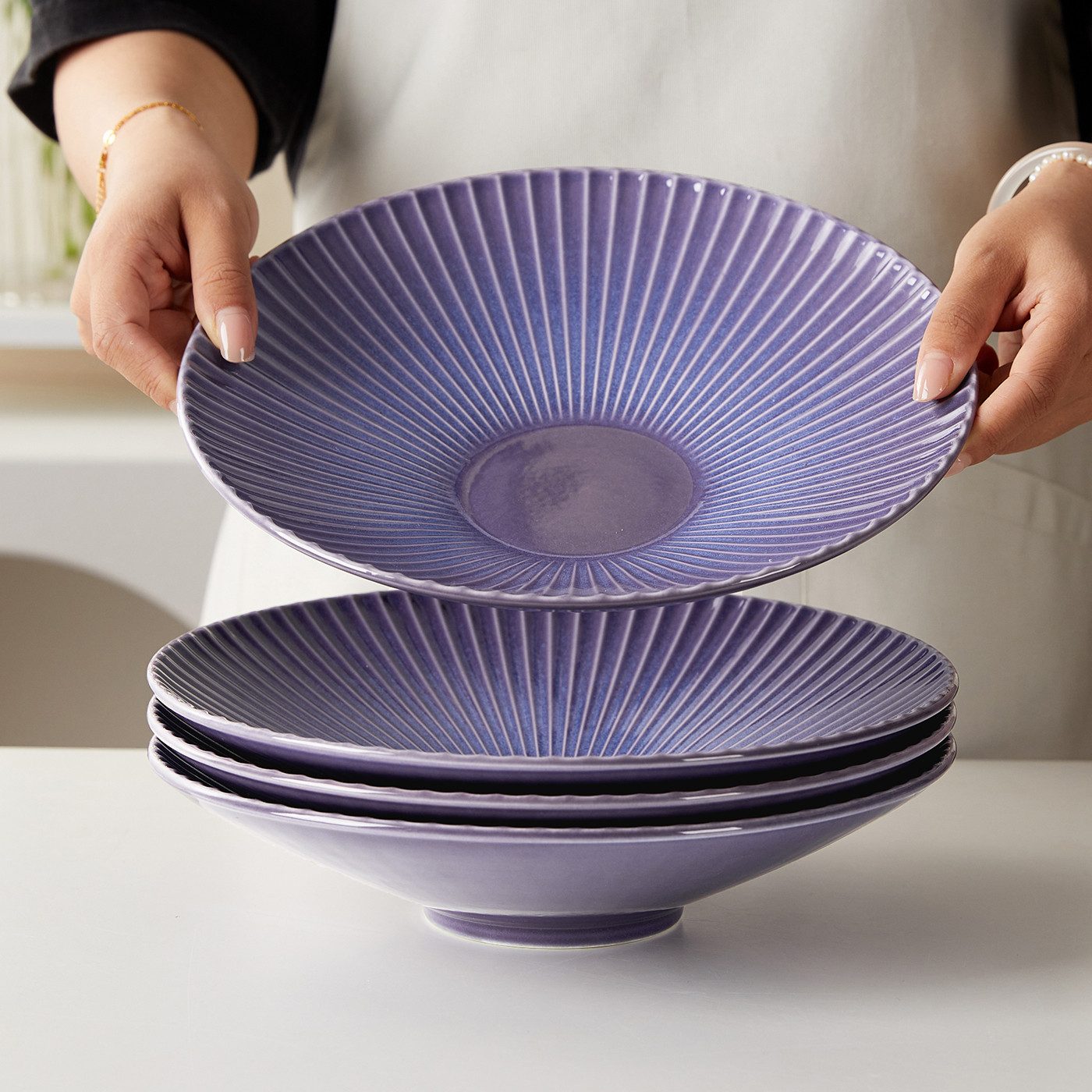 JIWOO Teller 4er Ø24,8cm, Salatteller Pastateller Frühstücksteller Dessertteller, (4 St), Keramik Hochwertiges Tellerset Lila Mikrowellen spülmaschinenfest