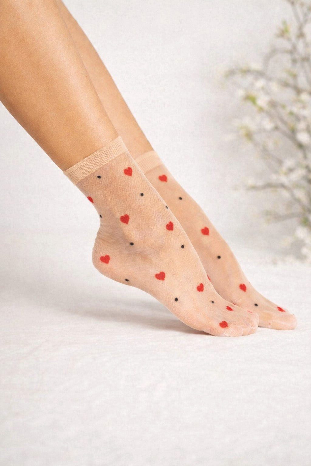 Lycille Feinsocken Transparente Herz Socken – Stylische Damen Söckchen mit Herzmuster